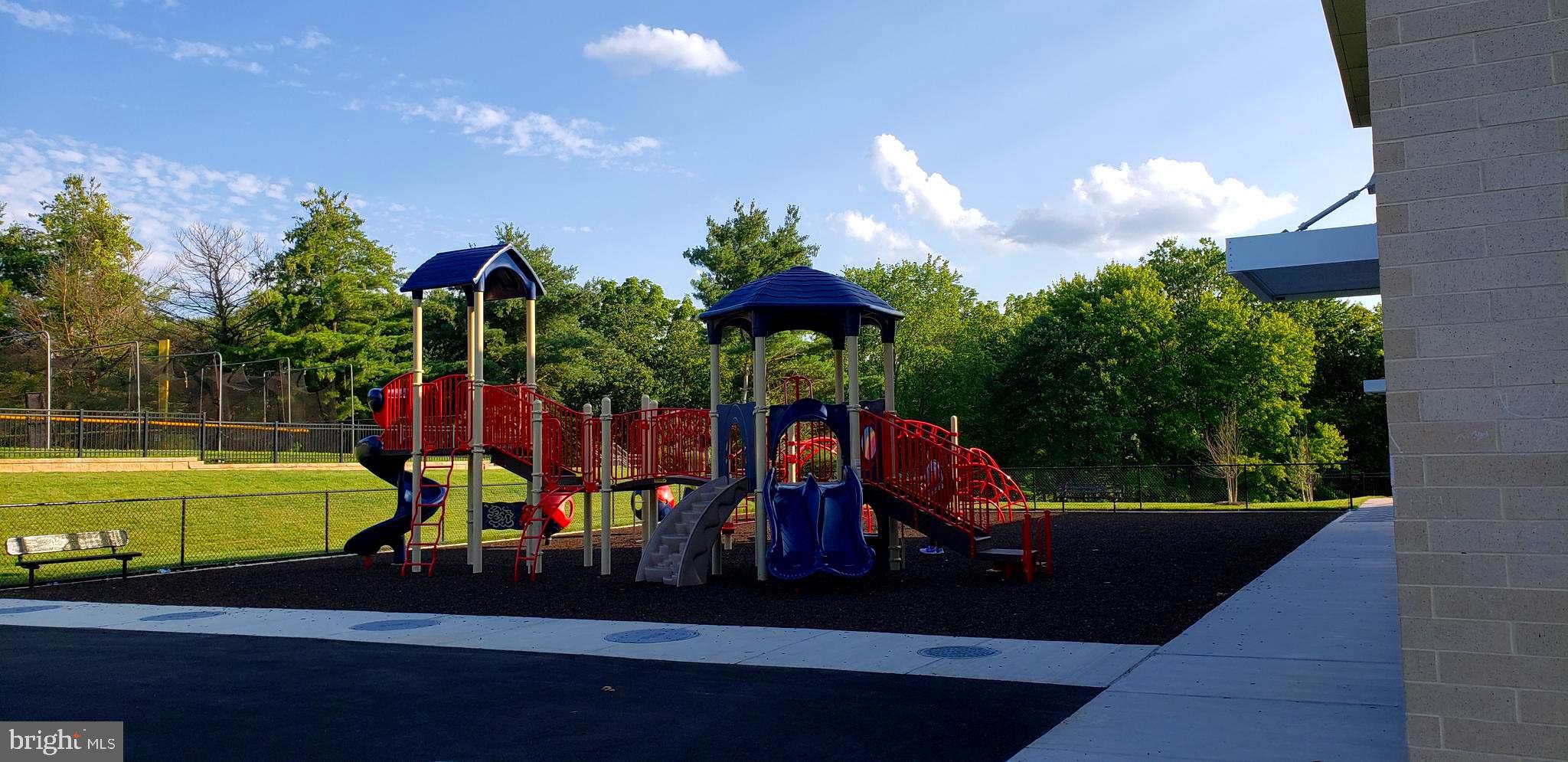 SAYBROOKE - Residential