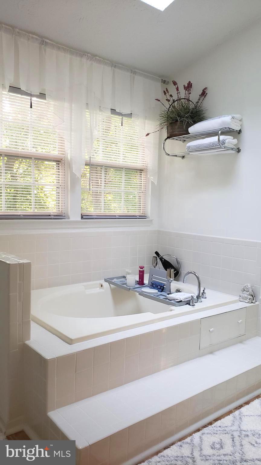 SAYBROOKE - Residential