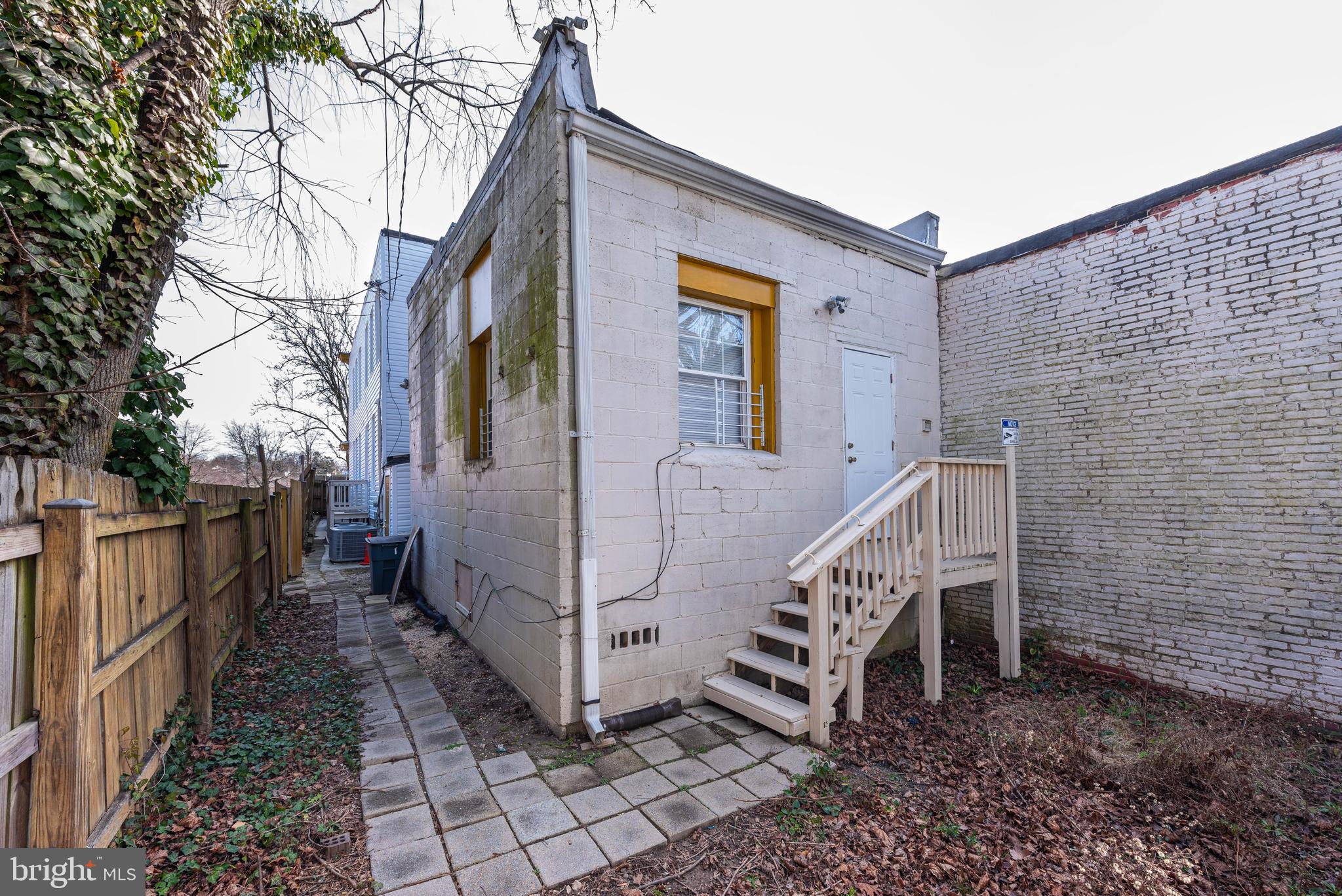 OVERLEA - Residential