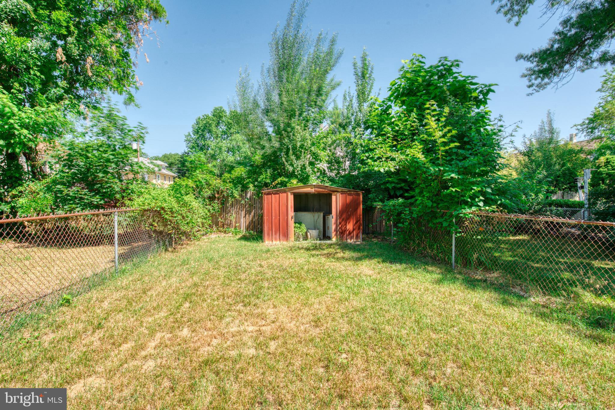 225 W BUCK STREET 227