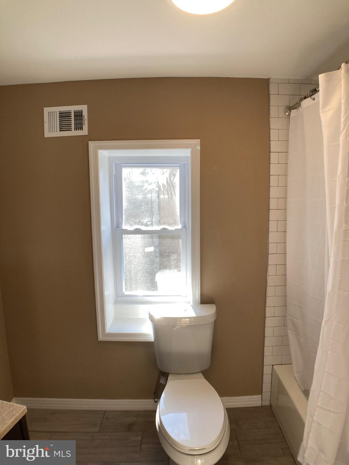 BELMONT - Residential Lease