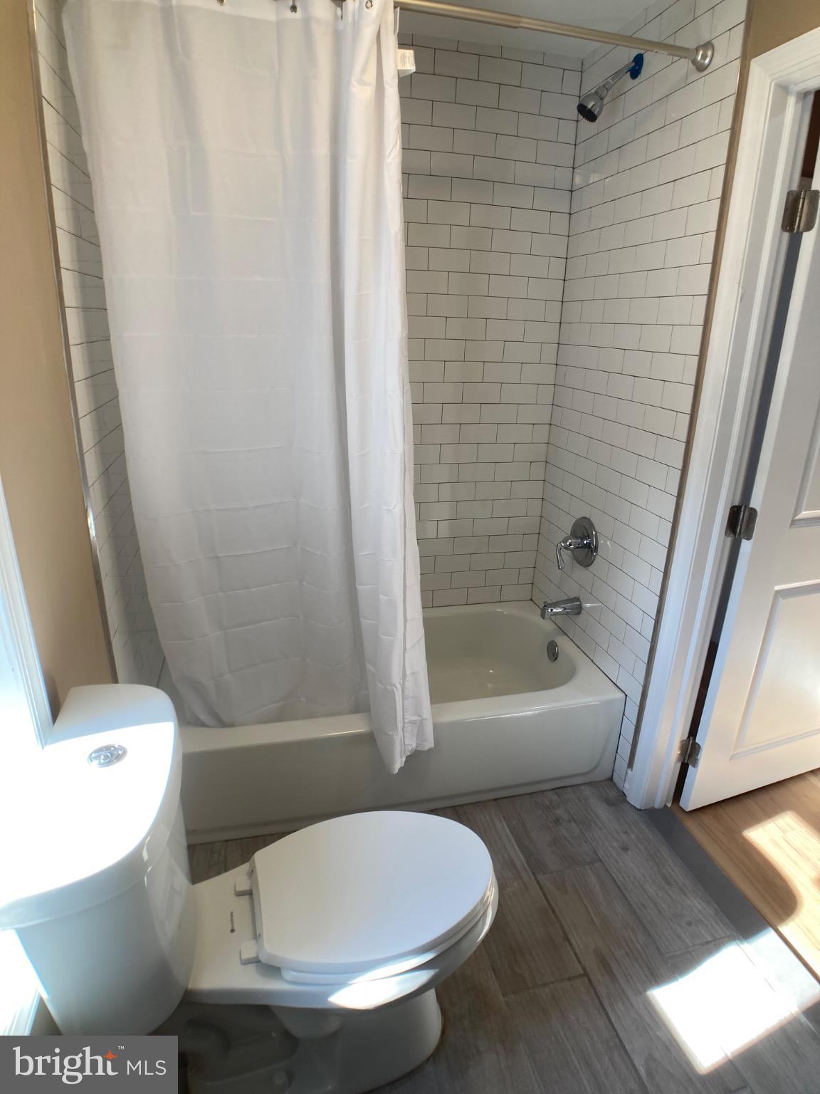 BELMONT - Residential Lease