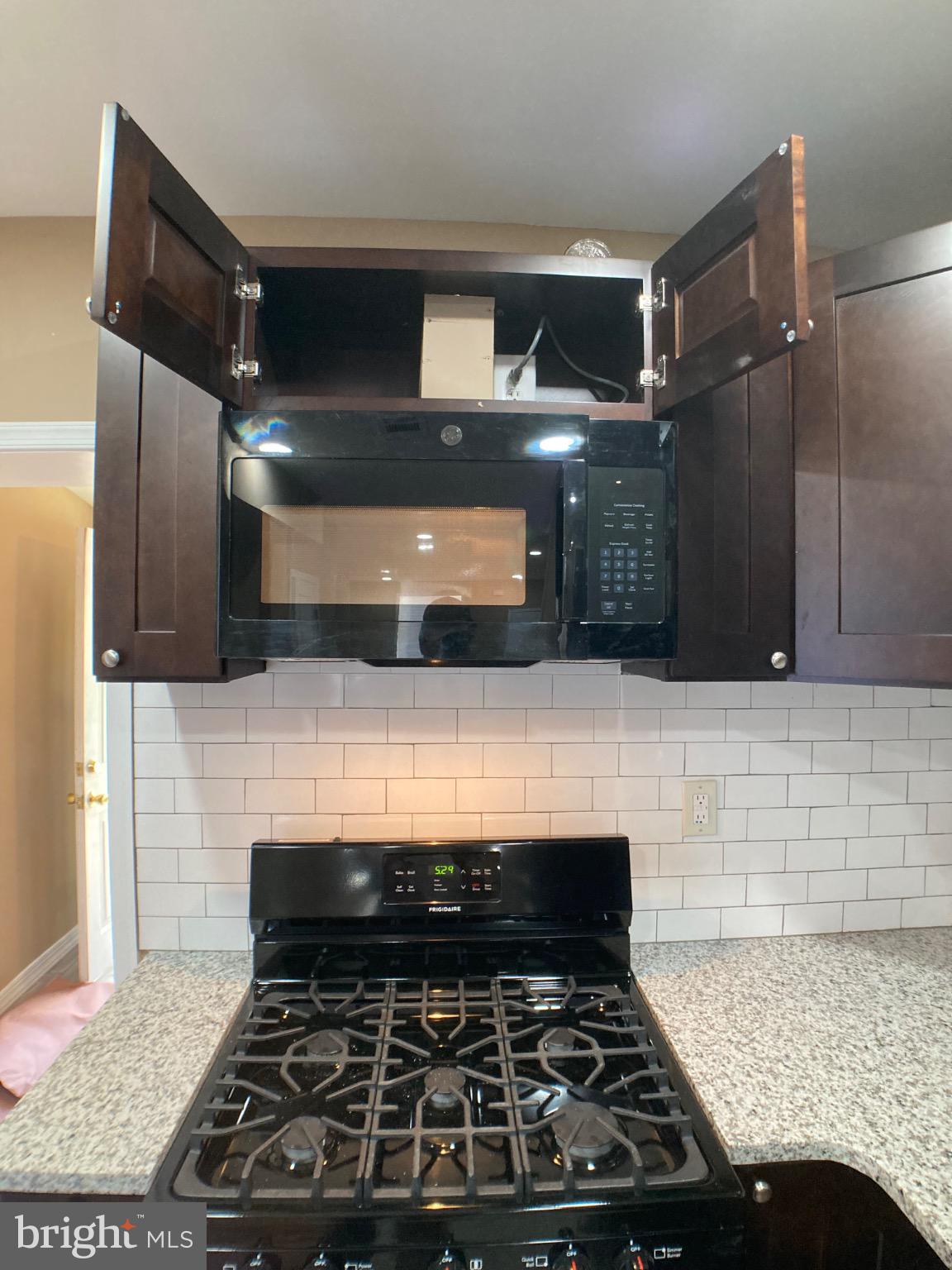 BELMONT - Residential Lease