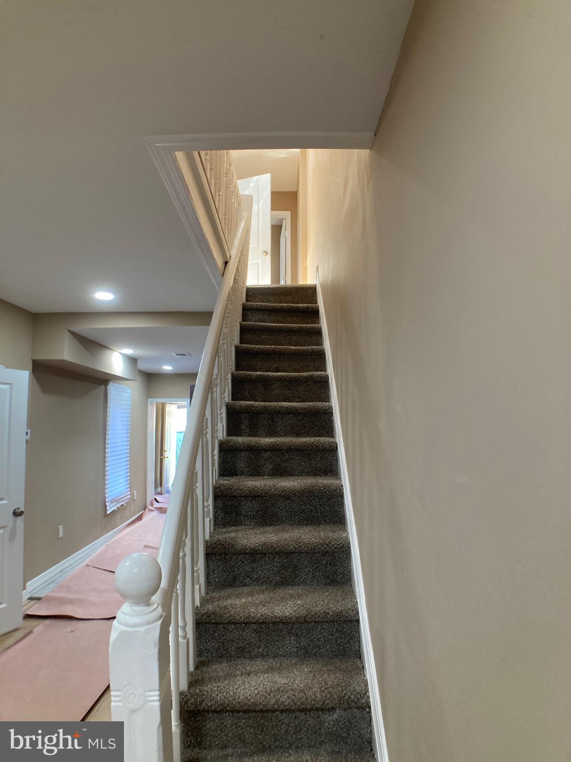 BELMONT - Residential Lease