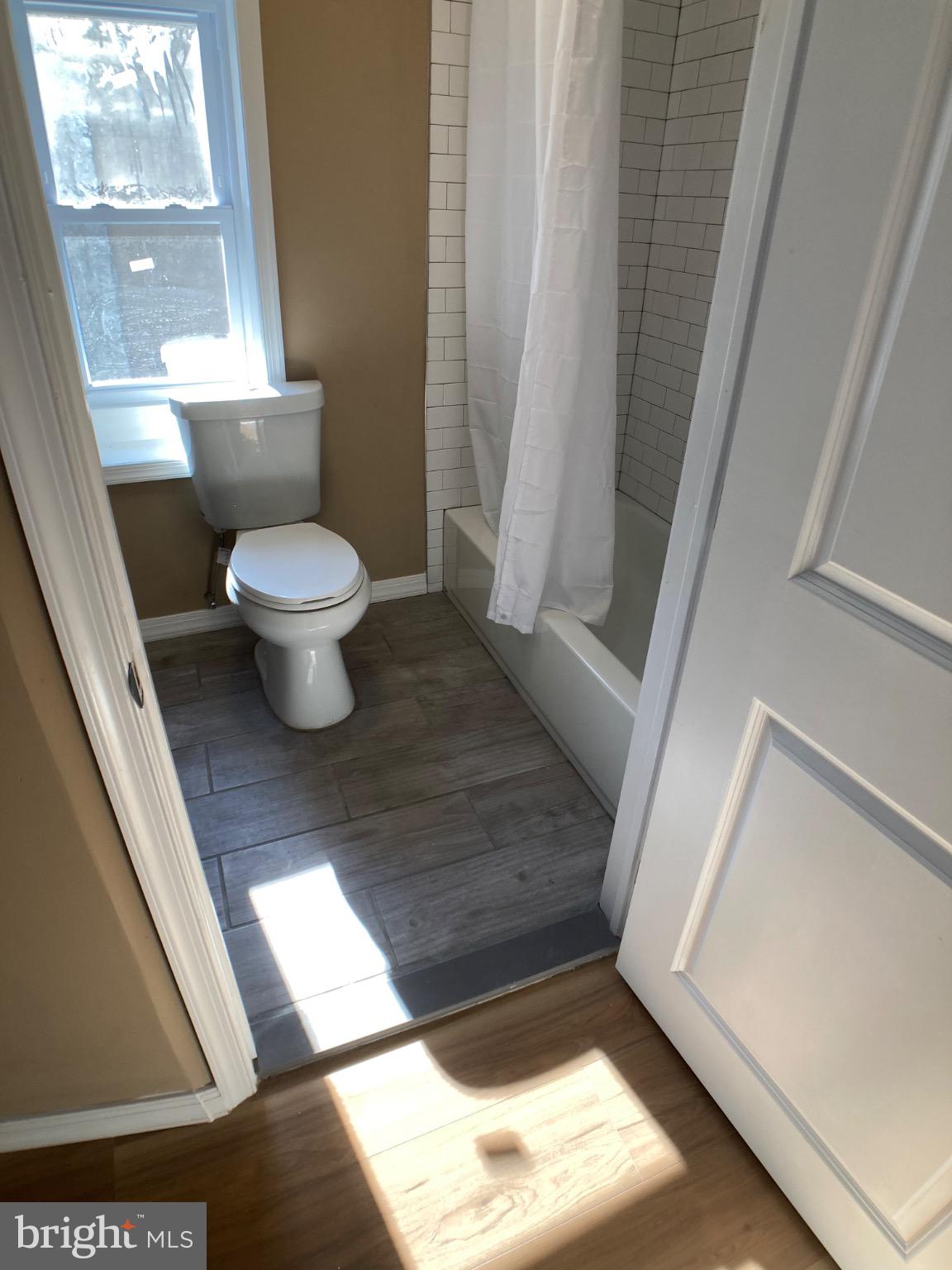 BELMONT - Residential Lease