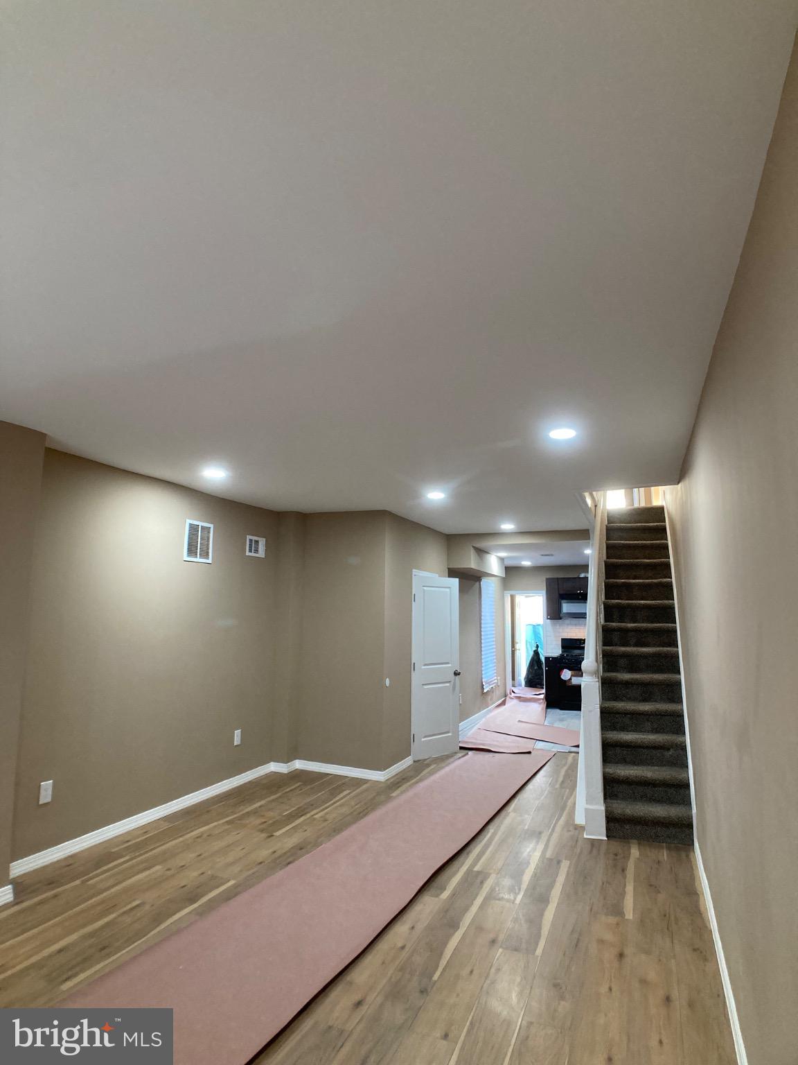 BELMONT - Residential Lease