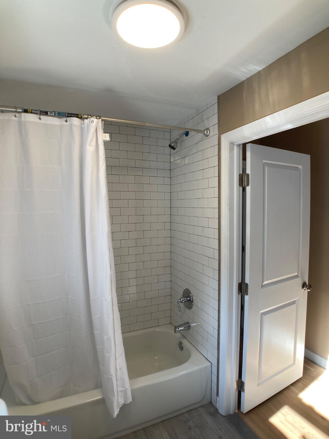 BELMONT - Residential Lease