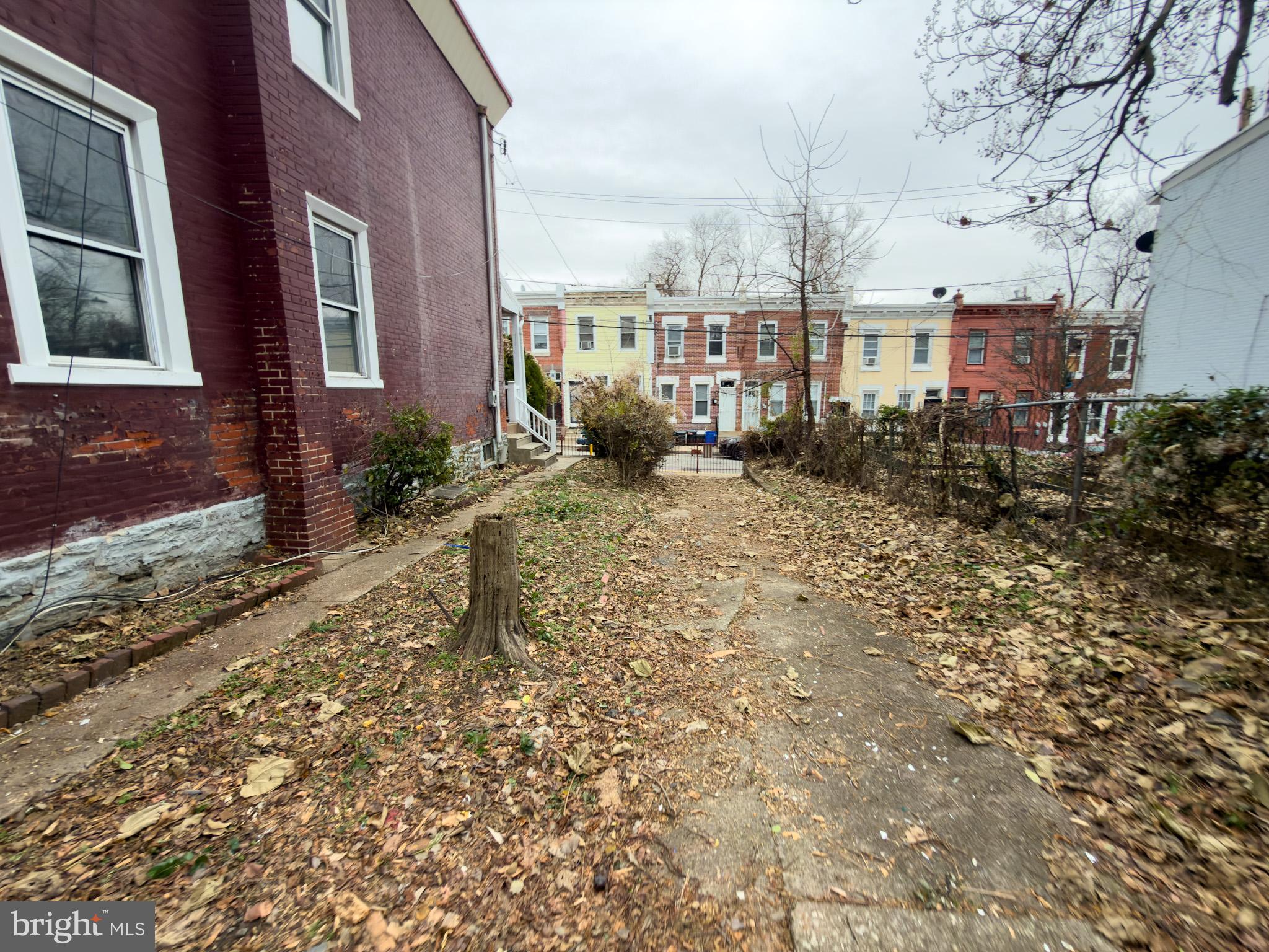 GERMANTOWN (EAST) - Residential