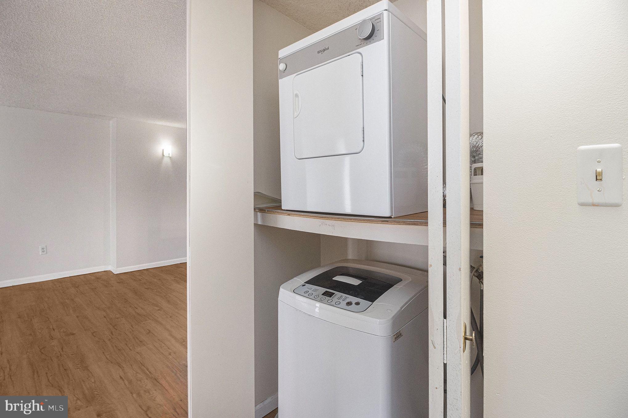 PLYMOUTH HILLS - Residential