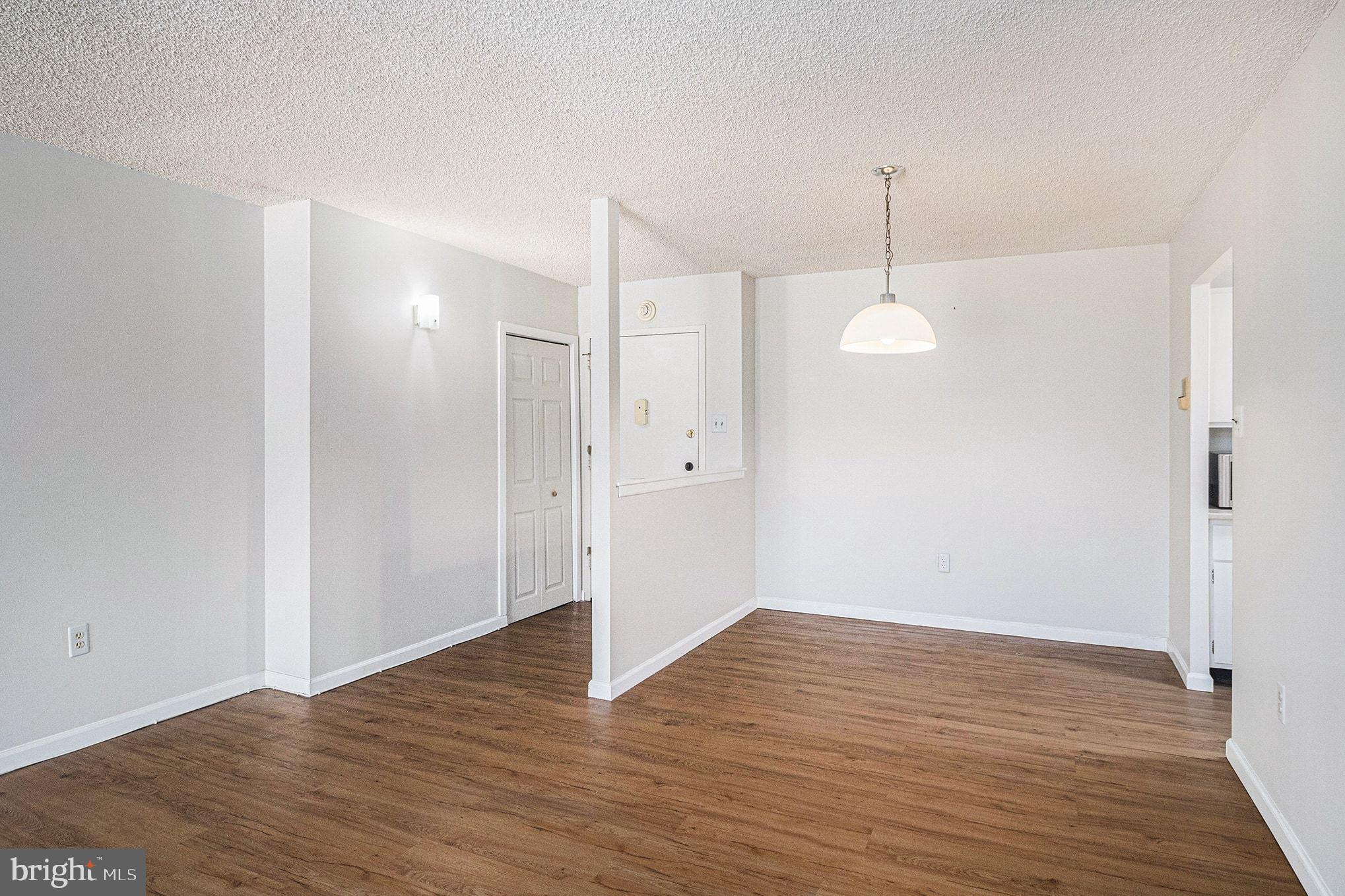 PLYMOUTH HILLS - Residential