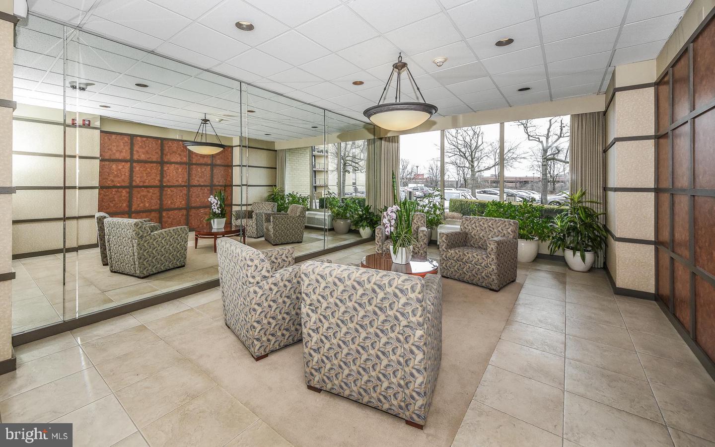 666 W GERMANTOWN PIKE 1319