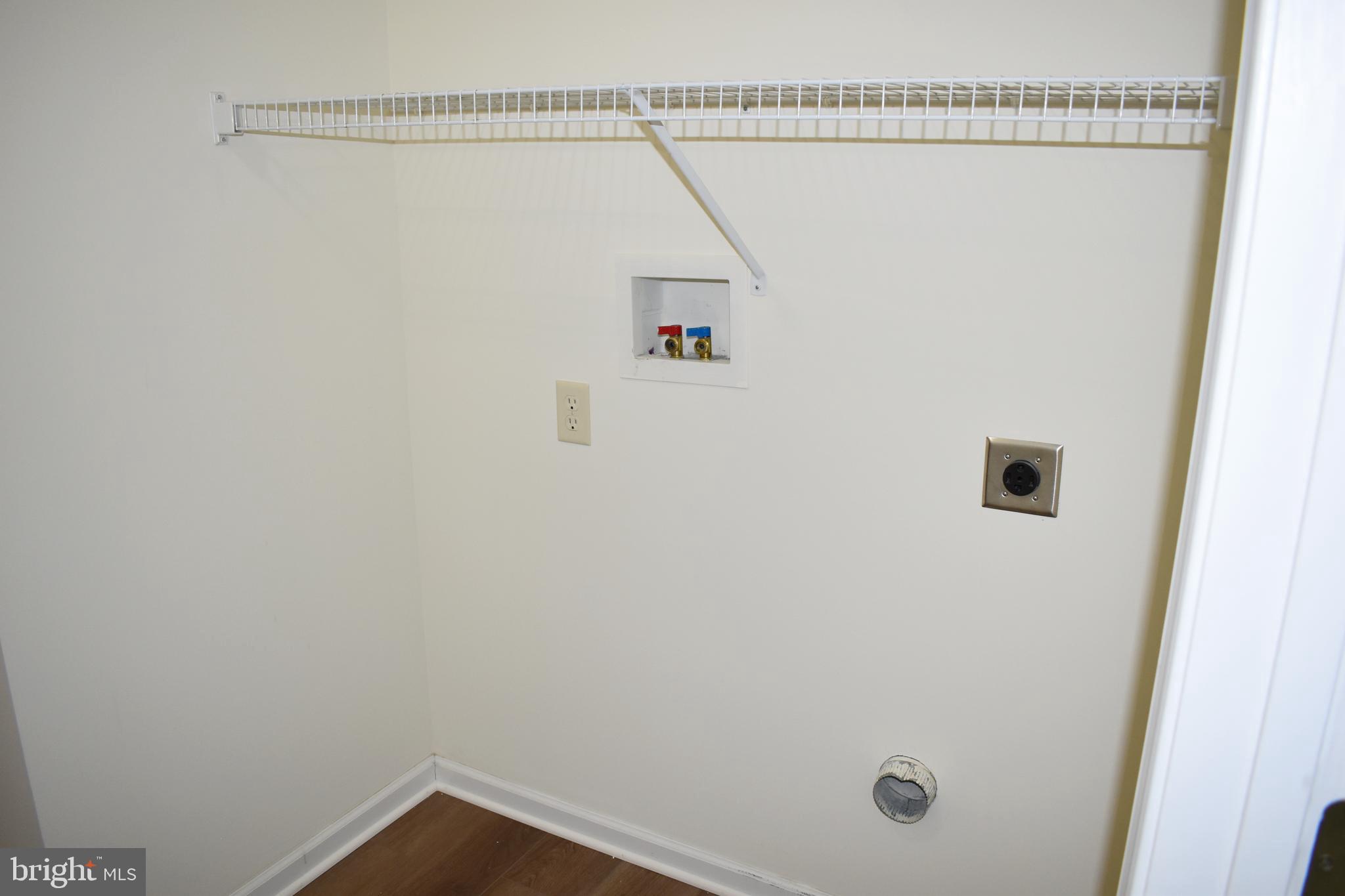 SALEM ROAD VILLAGE - Residential Lease