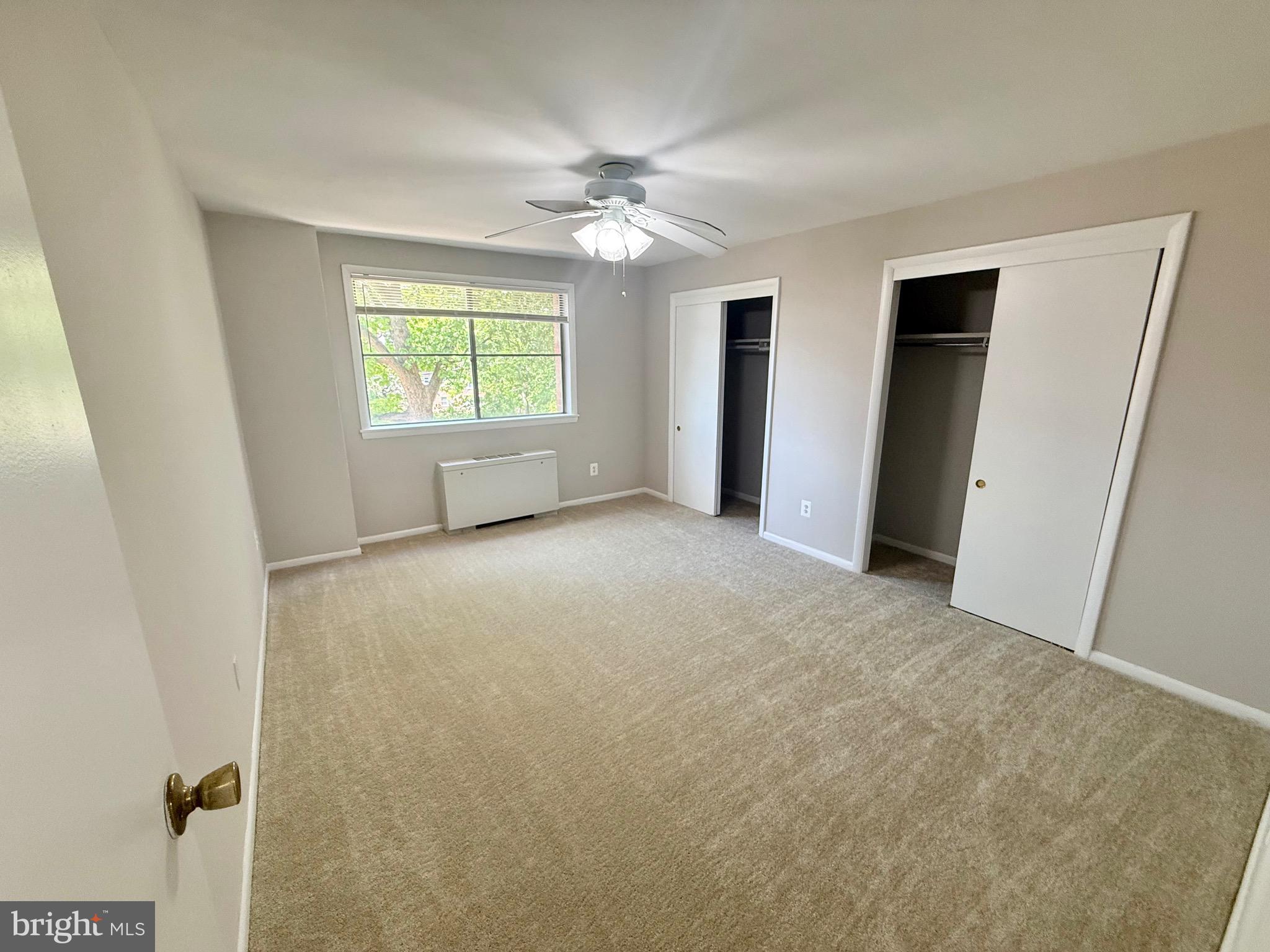 COLUMBIA KNOLL - Residential