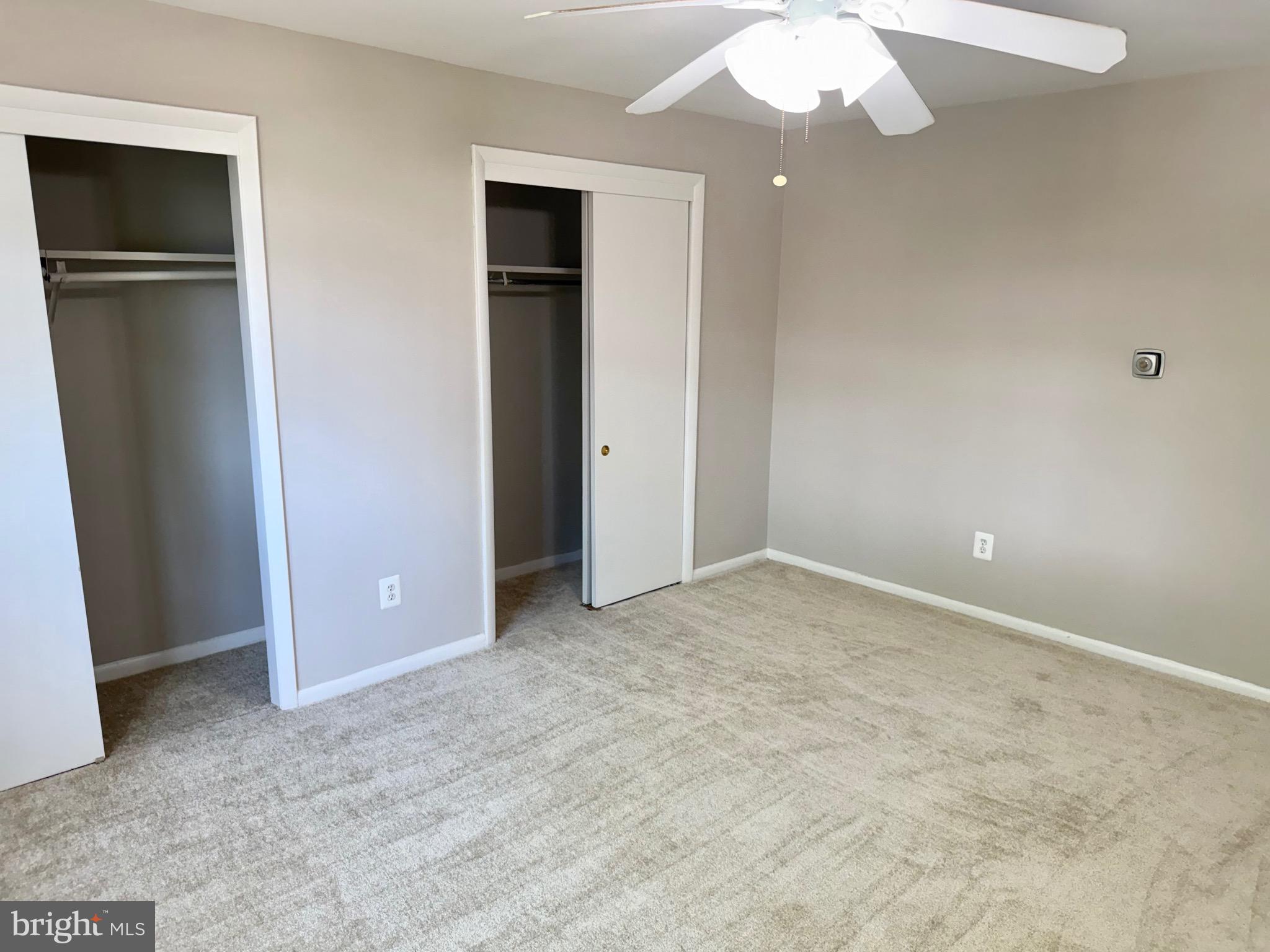 COLUMBIA KNOLL - Residential