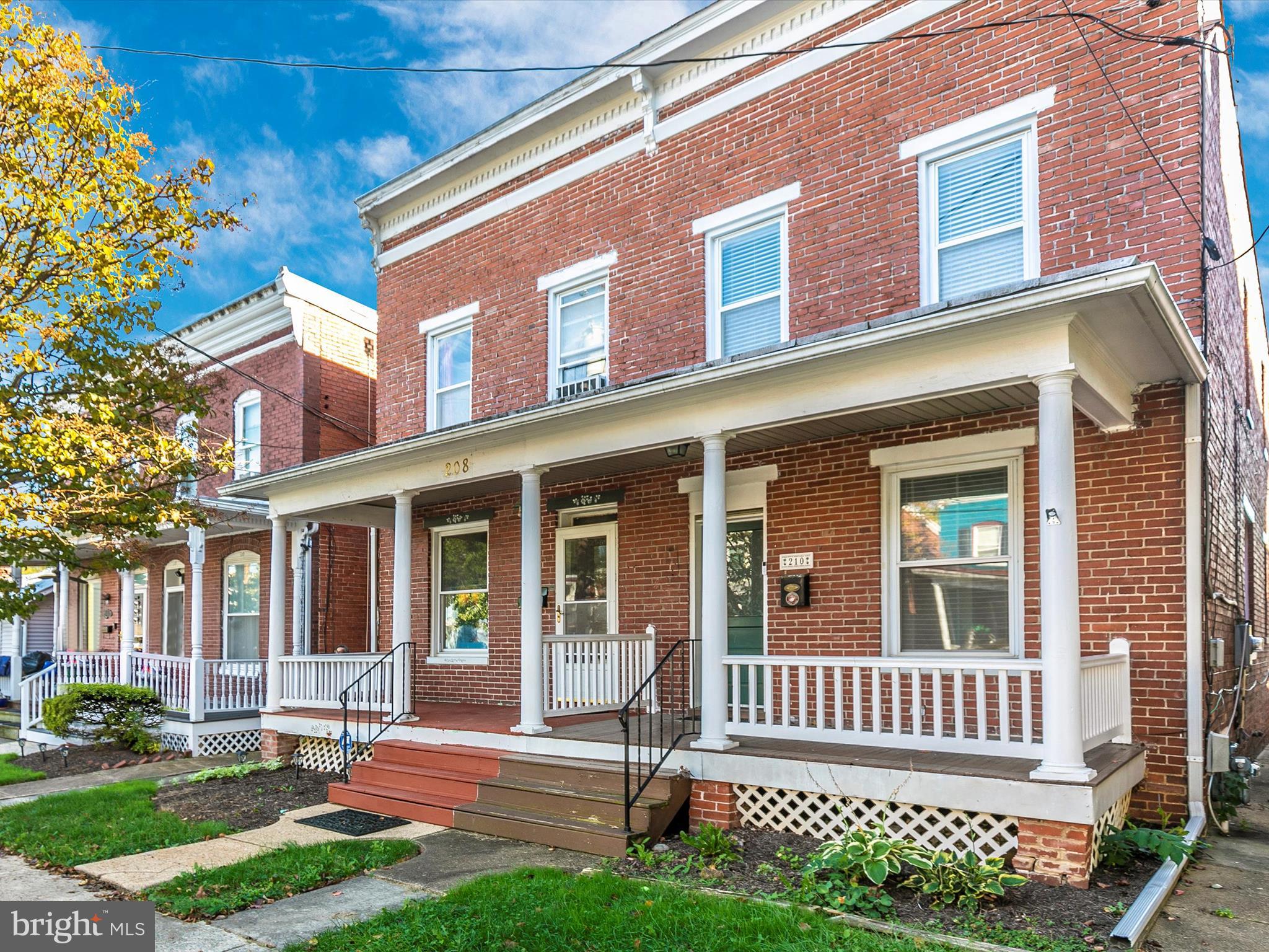 DOWNTOWN - Residential