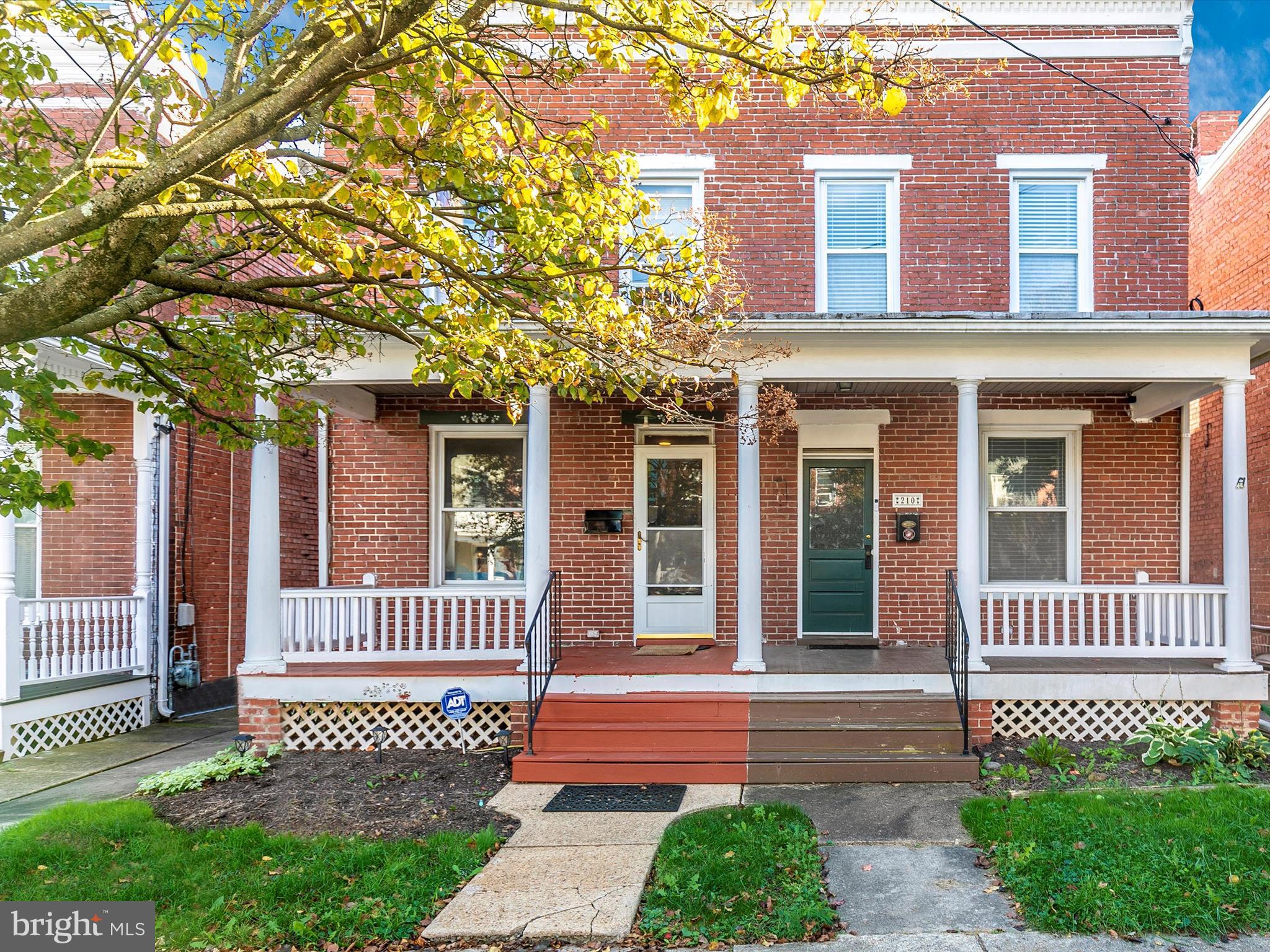 DOWNTOWN - Residential