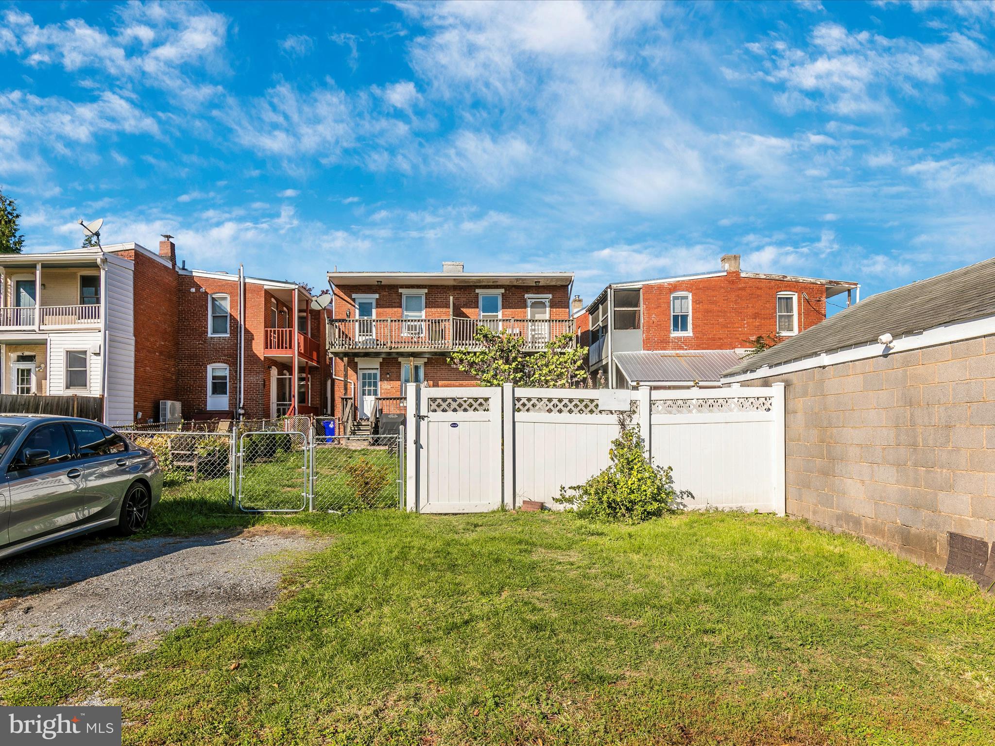 DOWNTOWN - Residential