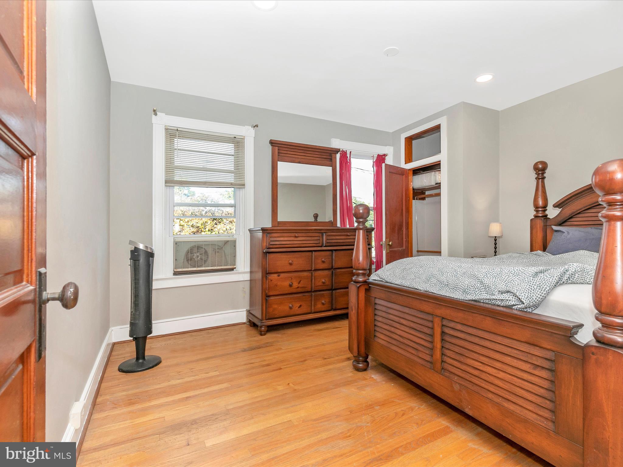 DOWNTOWN - Residential