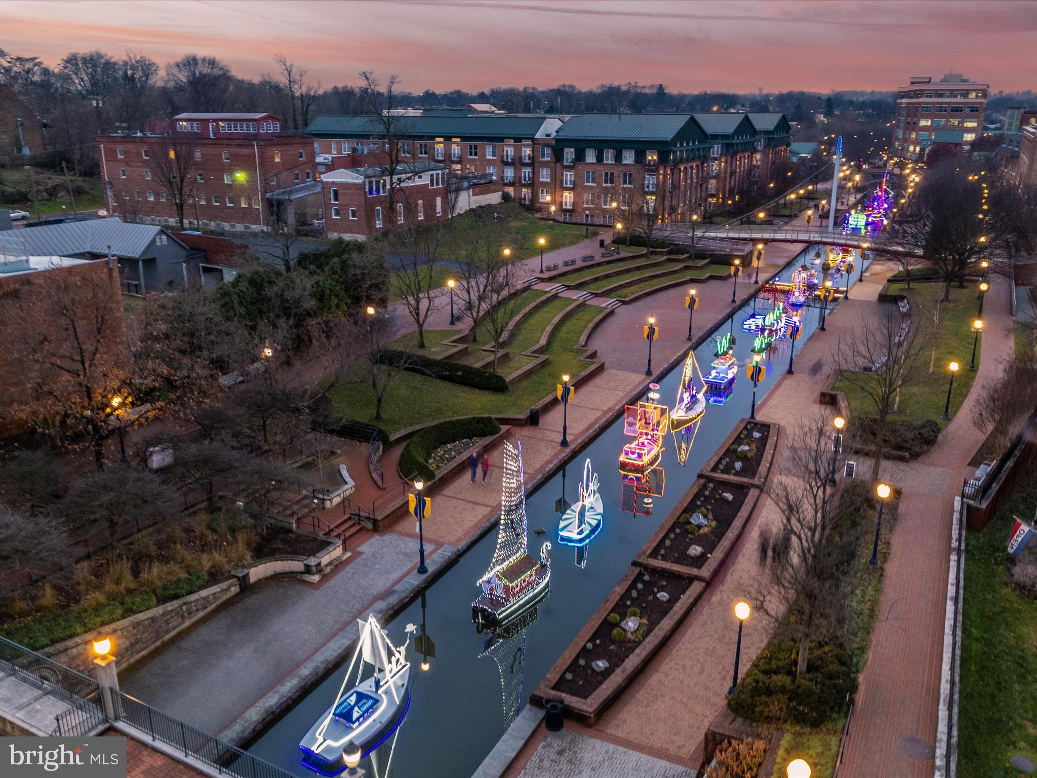 DOWNTOWN - Residential