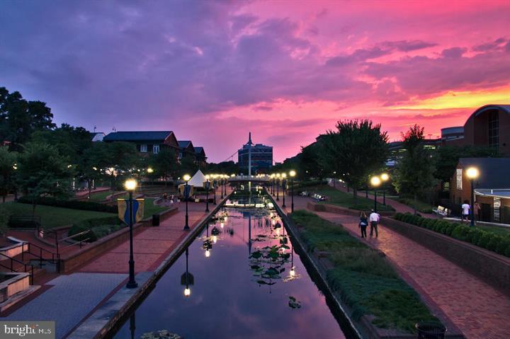 DOWNTOWN - Residential