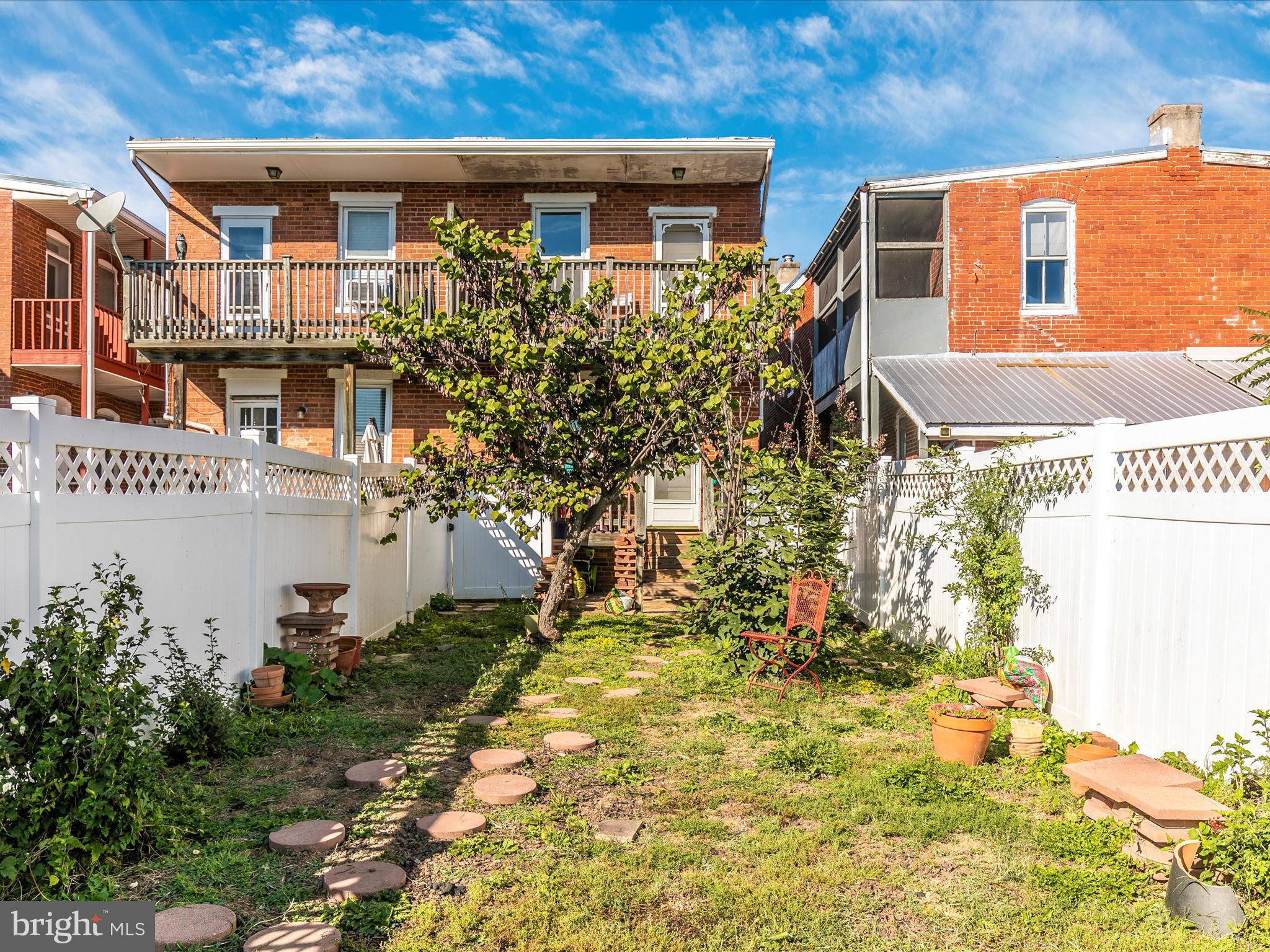 DOWNTOWN - Residential