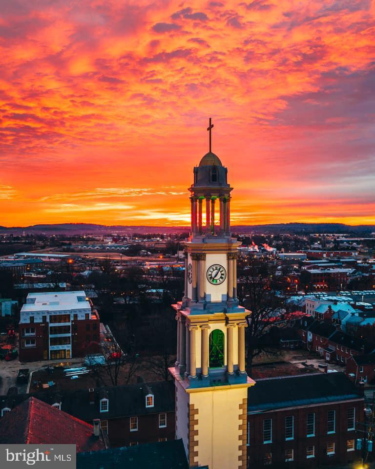 DOWNTOWN - Residential