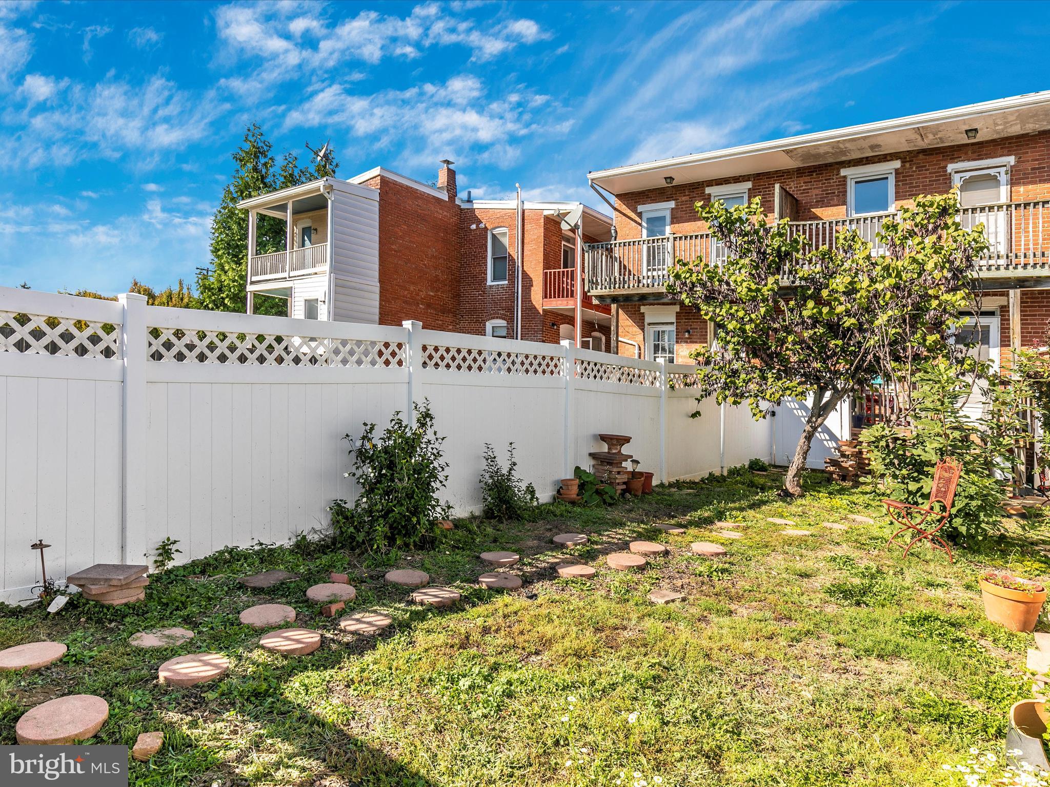 DOWNTOWN - Residential