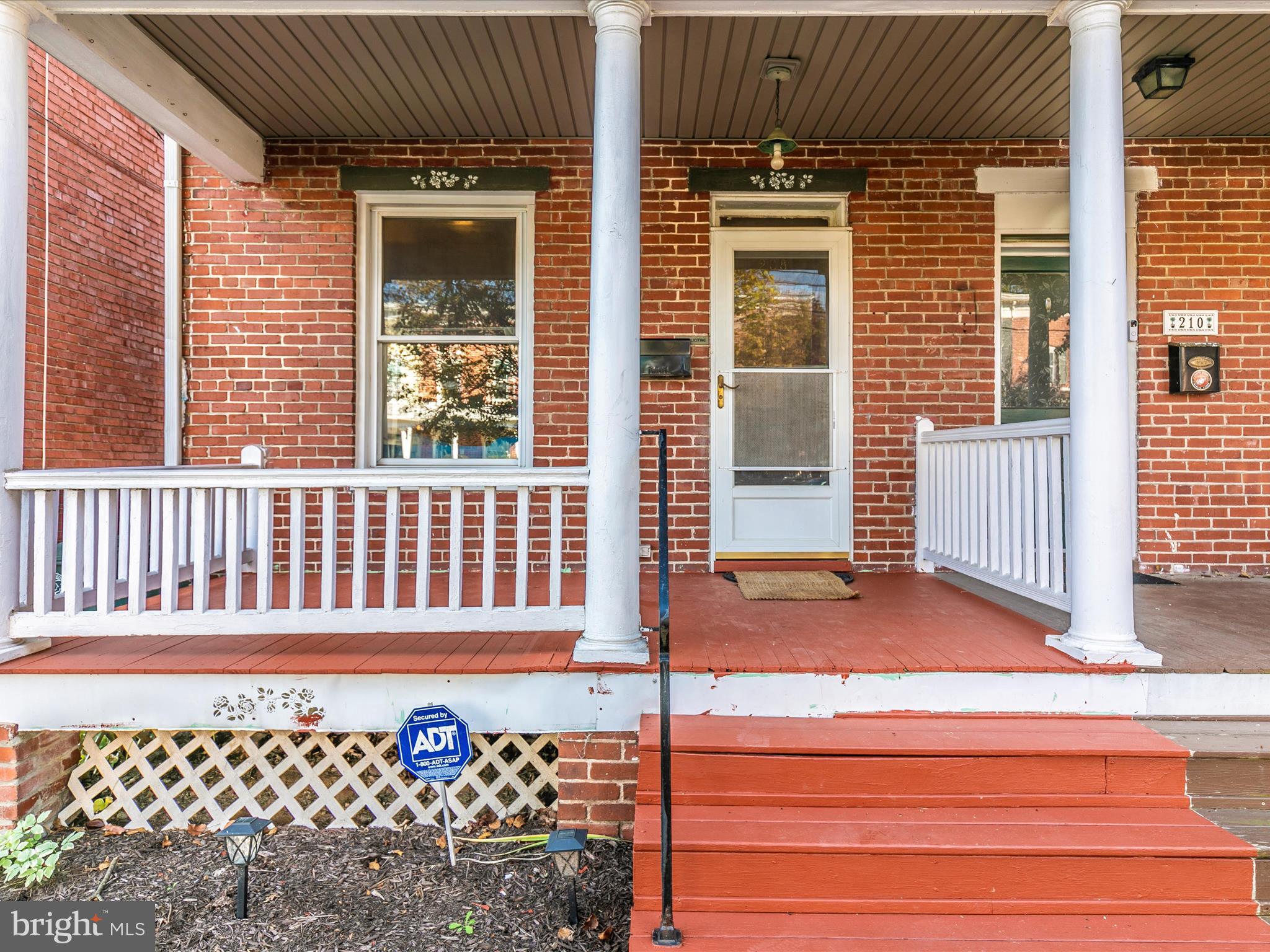 DOWNTOWN - Residential