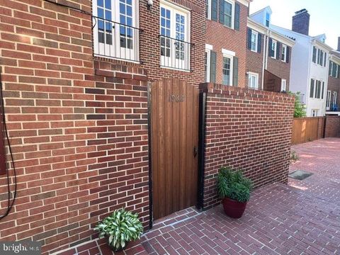 Photo of 1962 N Cleveland Street #1, ARLINGTON, VA 22201 (MLS # VAAR2072712)