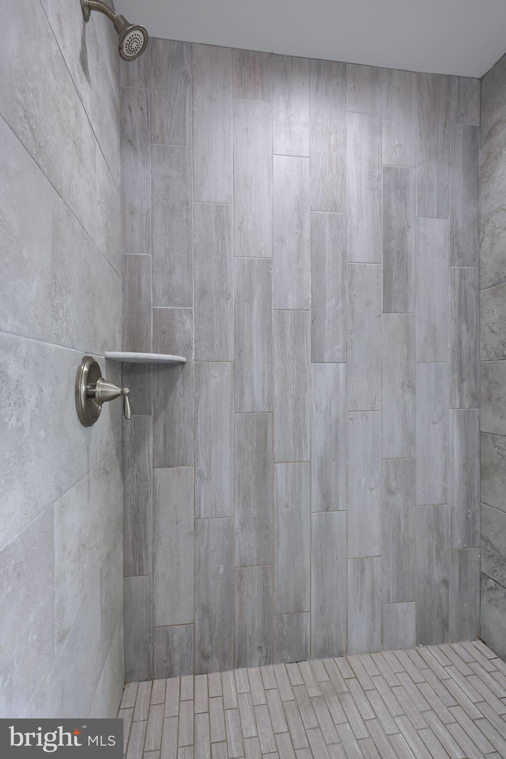 MAJESTIC RIDGE - Residential