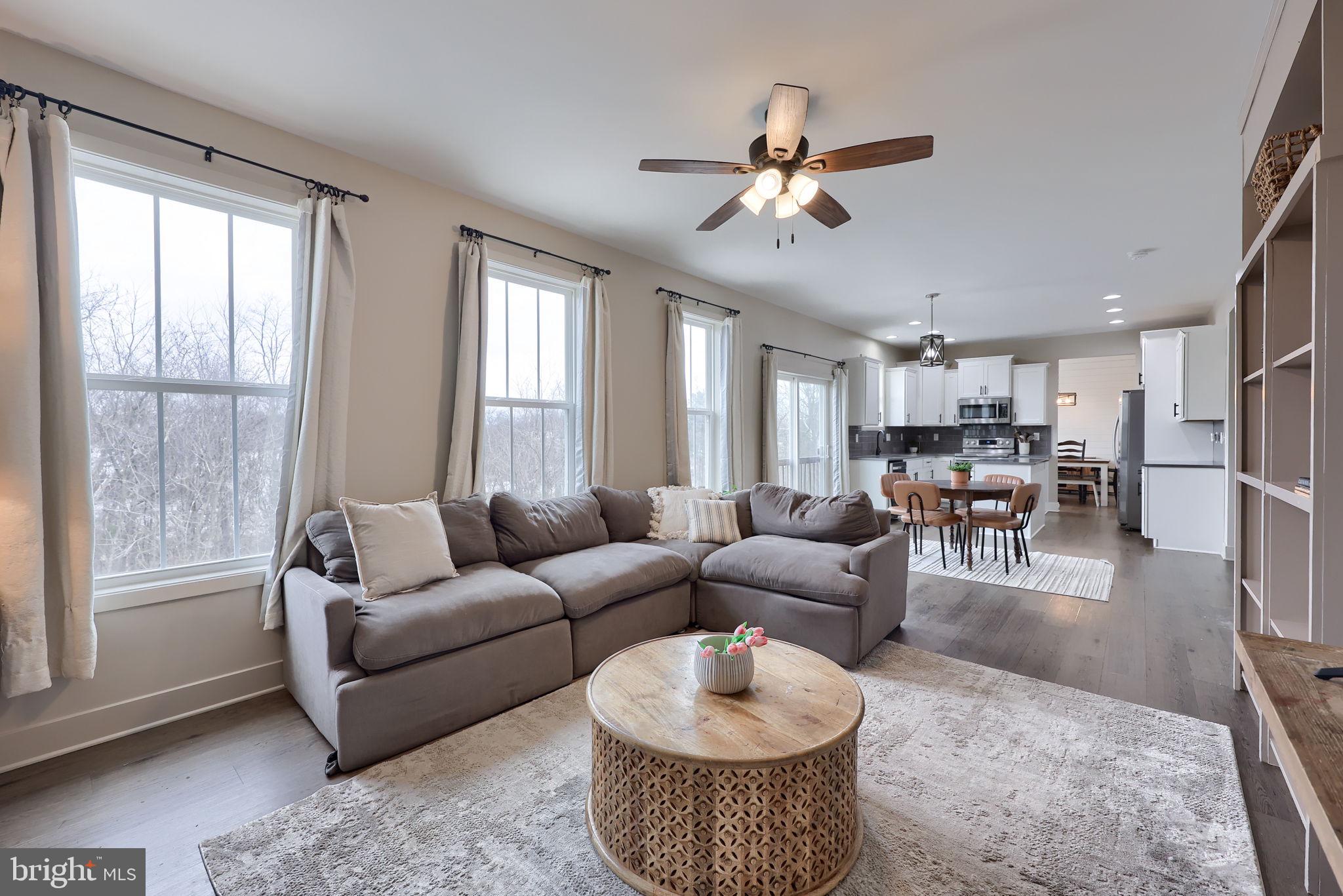 MAJESTIC RIDGE - Residential