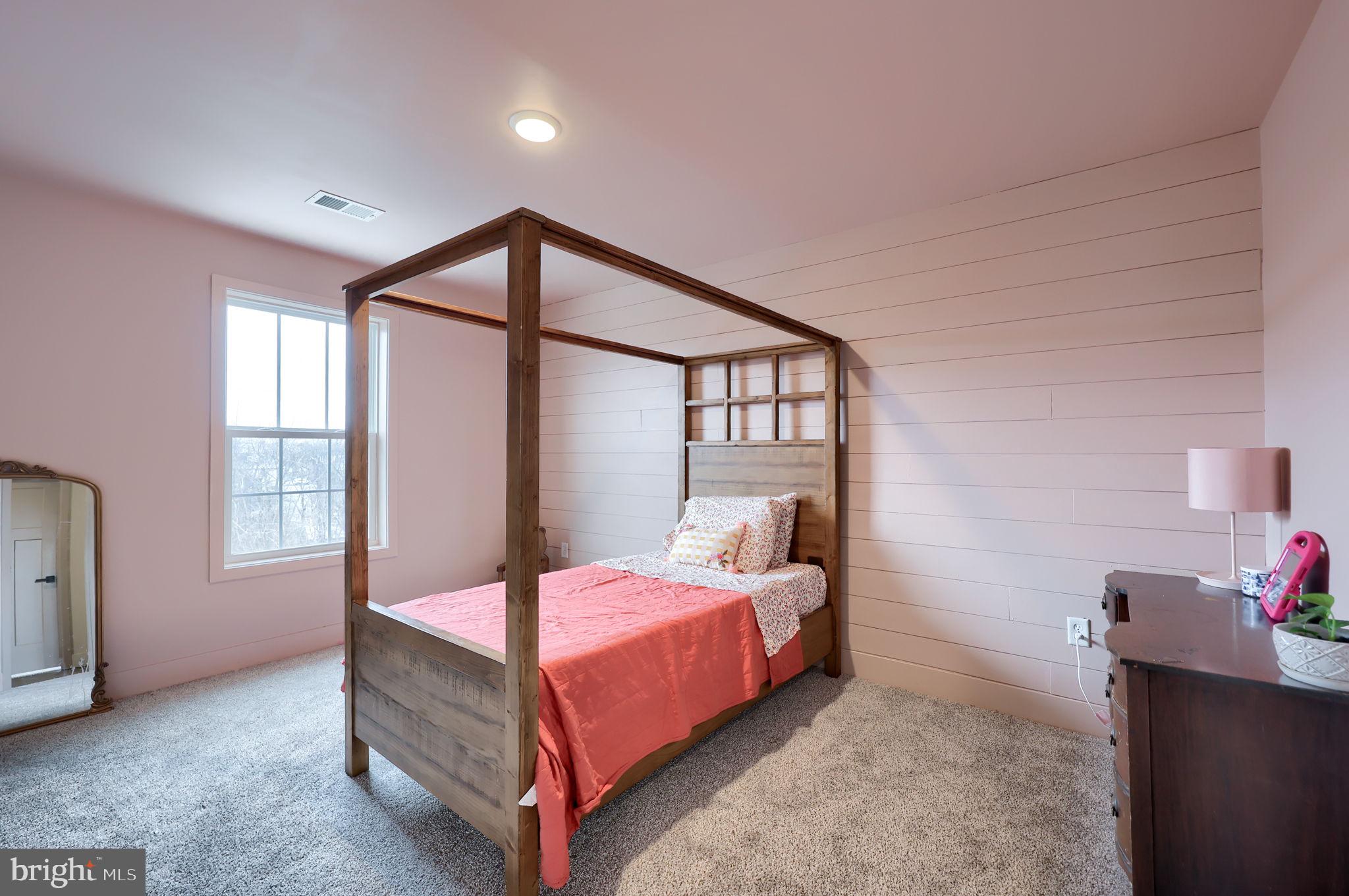 MAJESTIC RIDGE - Residential