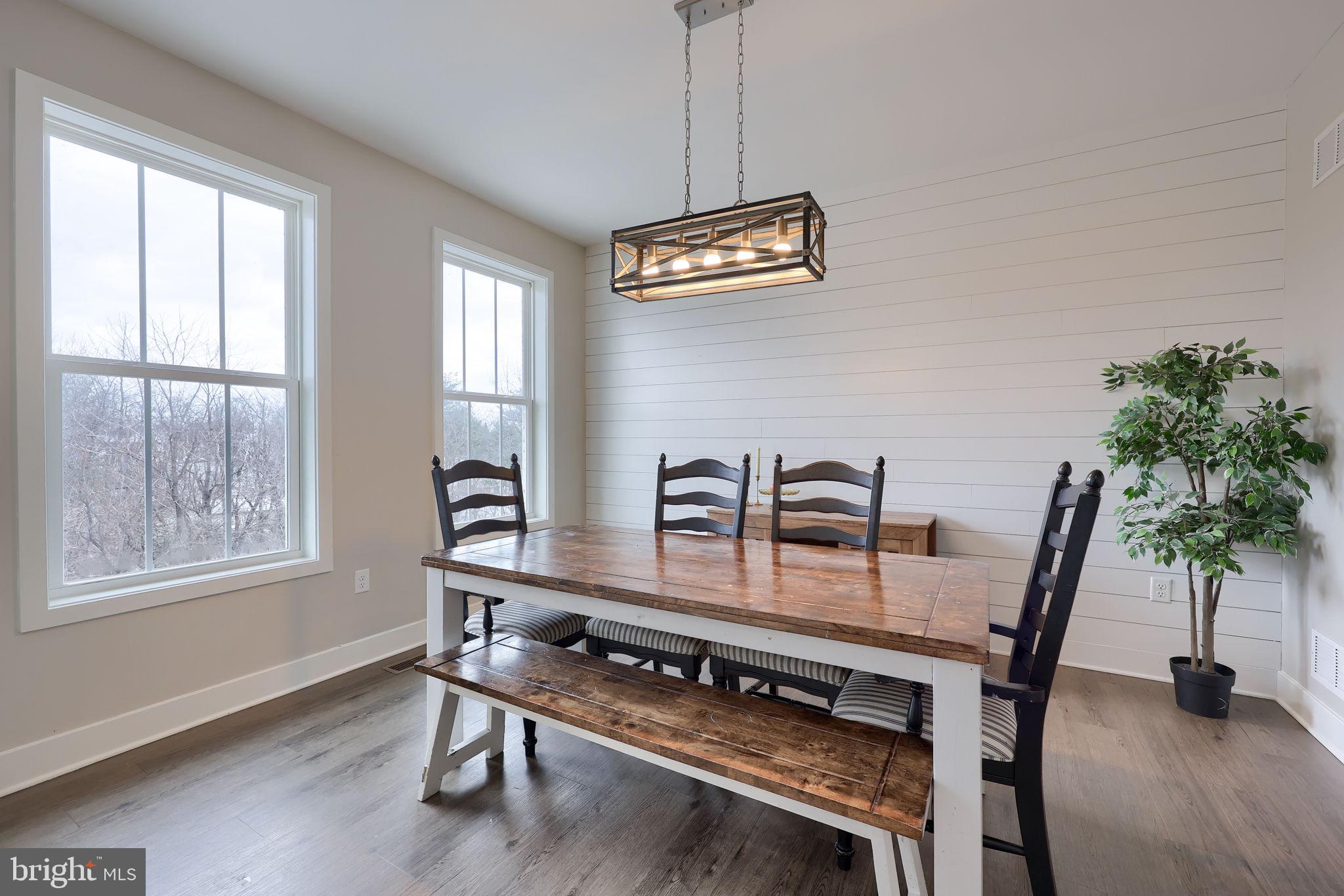 MAJESTIC RIDGE - Residential