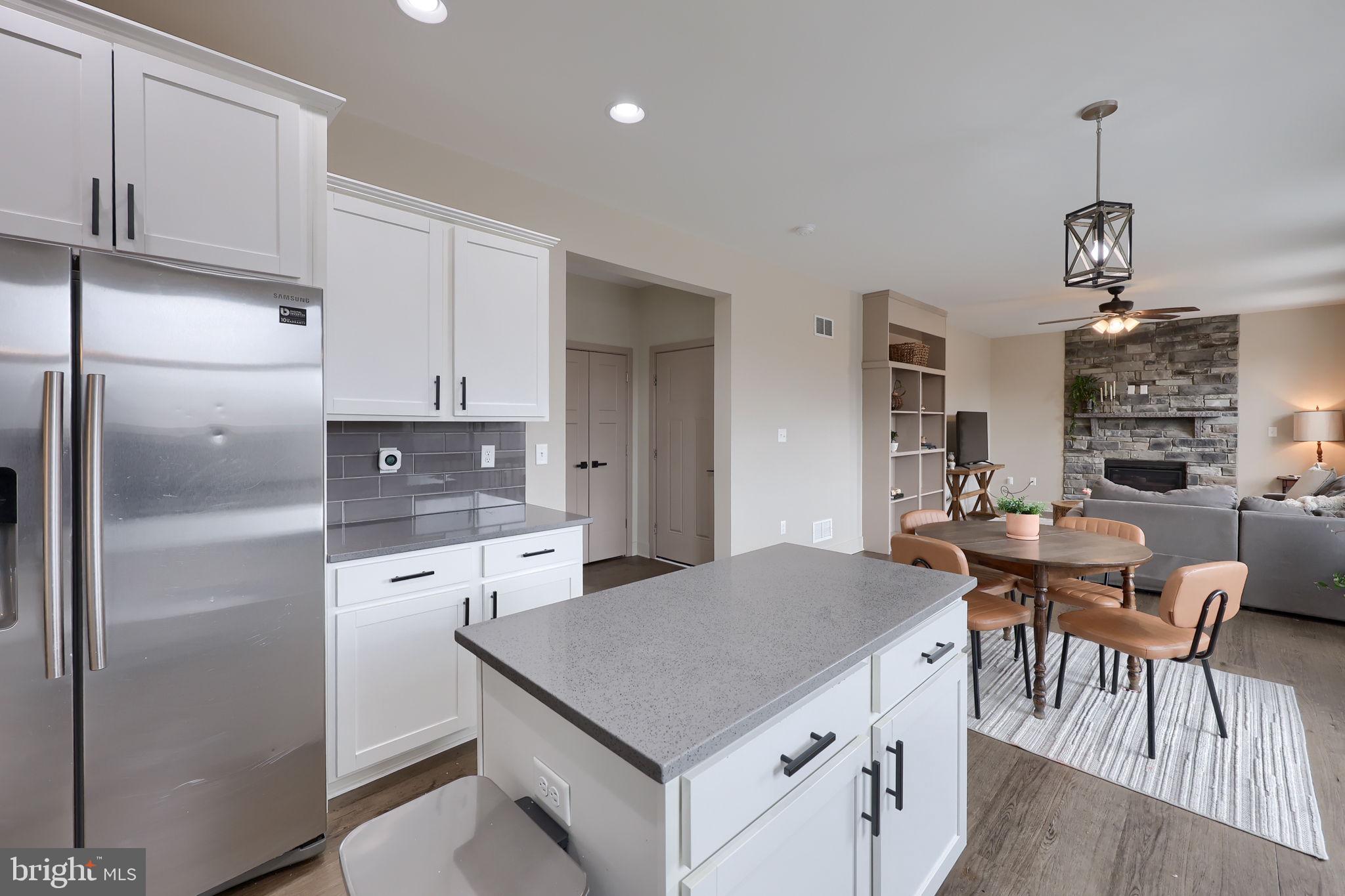 MAJESTIC RIDGE - Residential