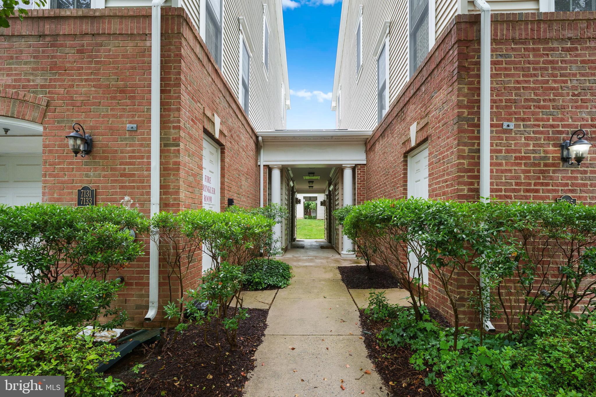 7135 HUNTLEY CREEK PLACE 55