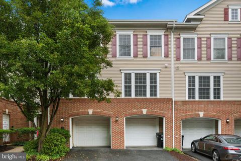 7135 HUNTLEY CREEK PLACE 55 ALEXANDRIA VA 22306