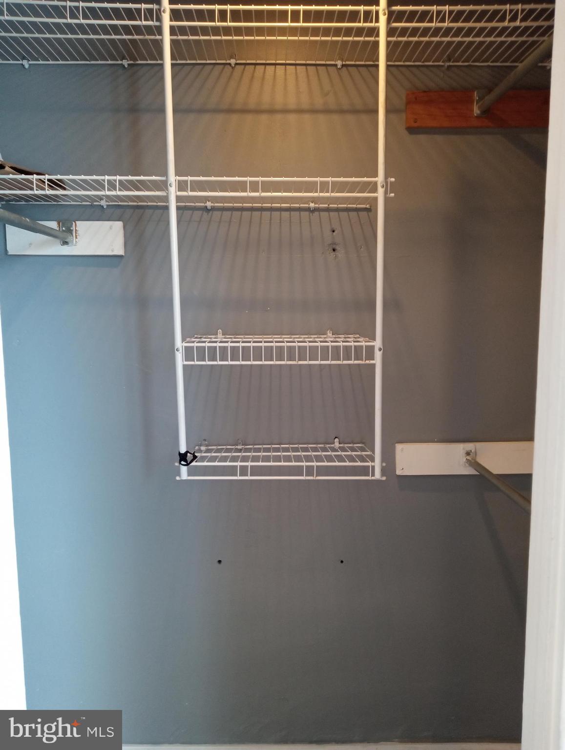 LANSDOWNE PARK - Residential