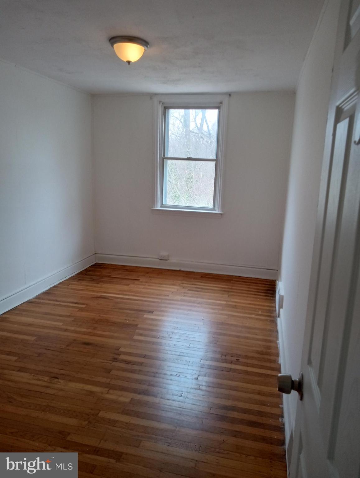 LANSDOWNE PARK - Residential