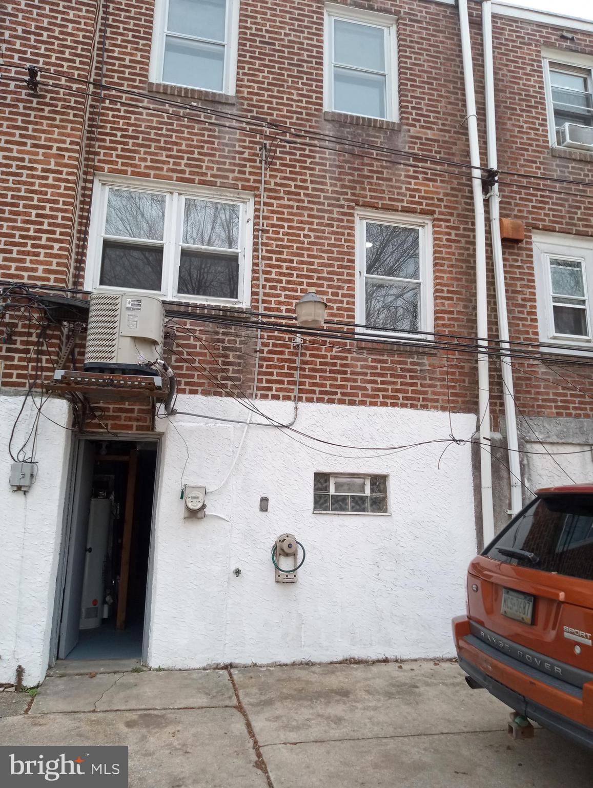 LANSDOWNE PARK - Residential