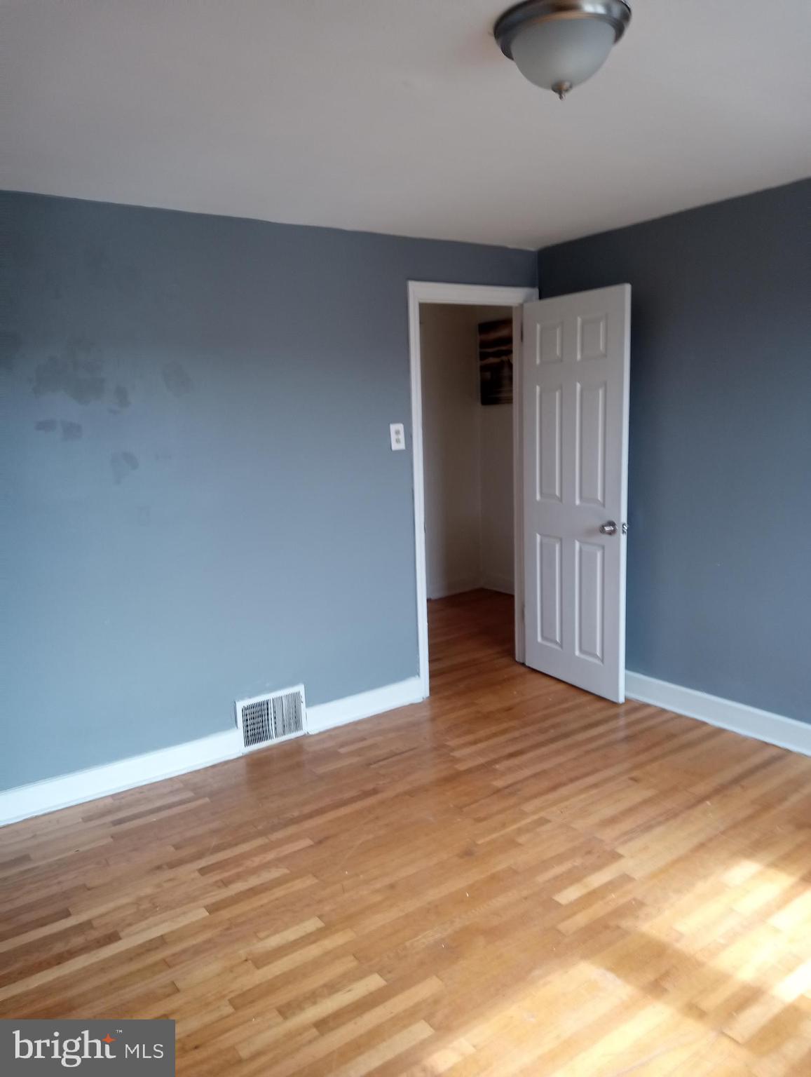 LANSDOWNE PARK - Residential