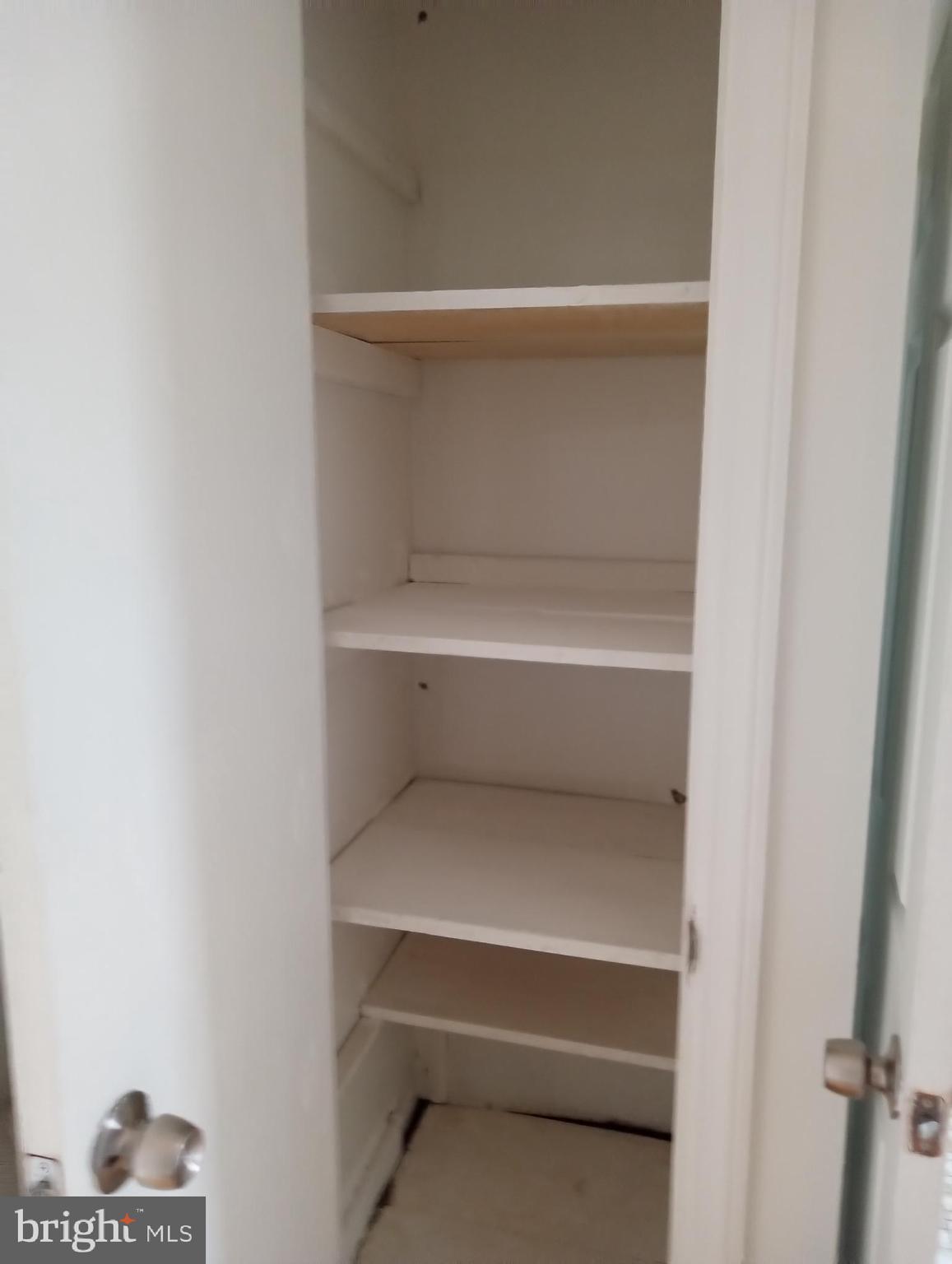 LANSDOWNE PARK - Residential