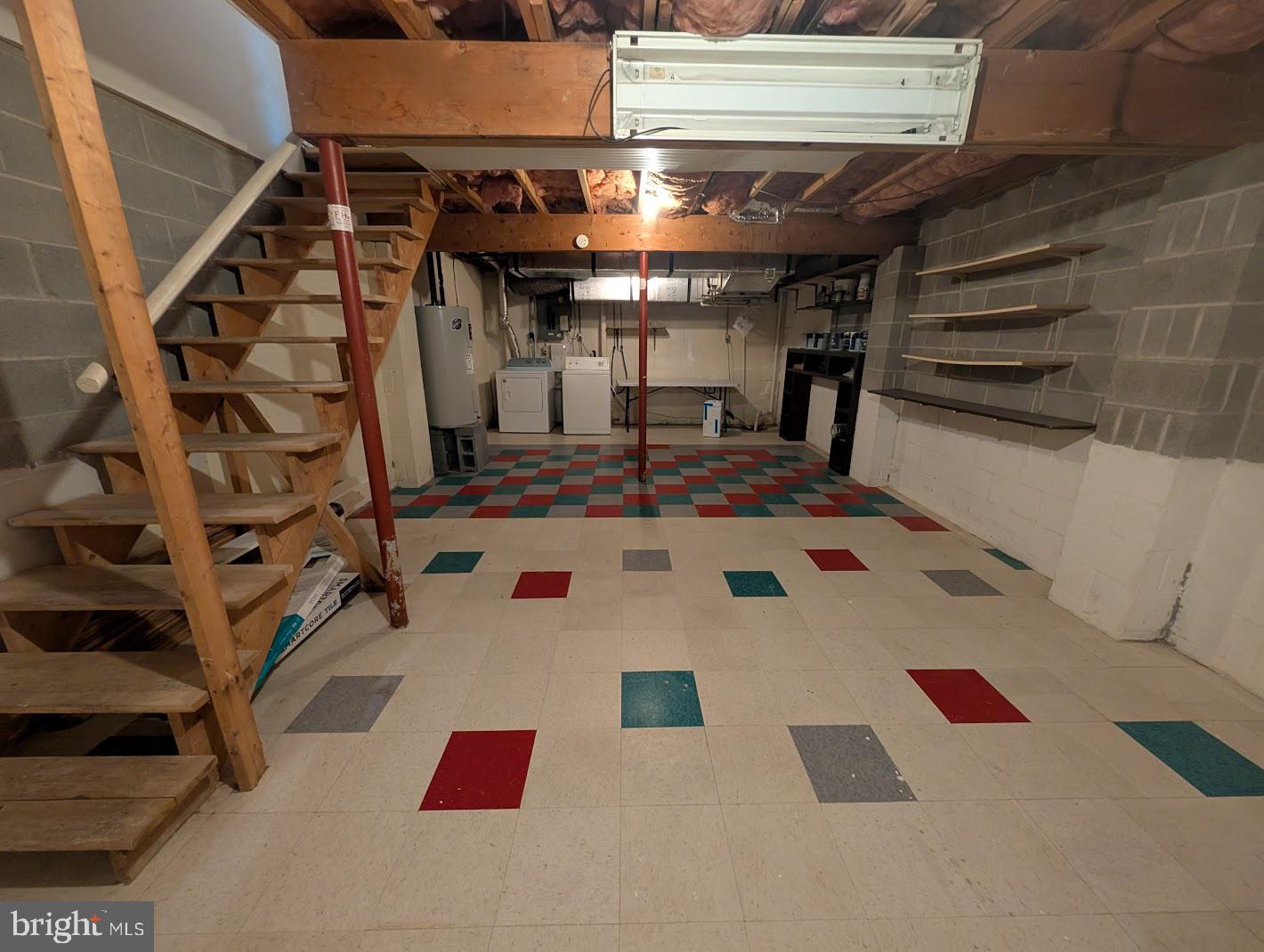 WALNUT VILLAS - Residential