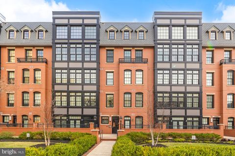 1700 CLARENDON BOULEVARD 126 ARLINGTON VA 22209