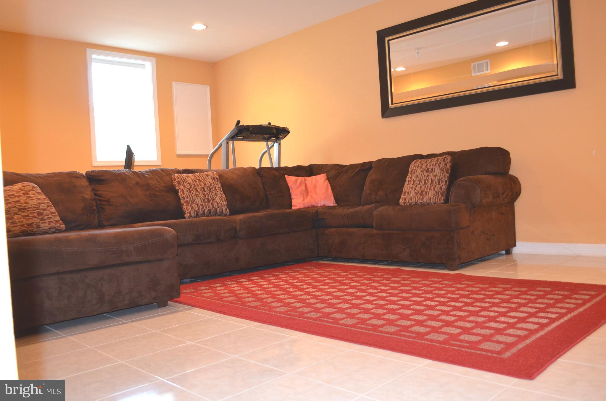 10117 ELLISTON COURT