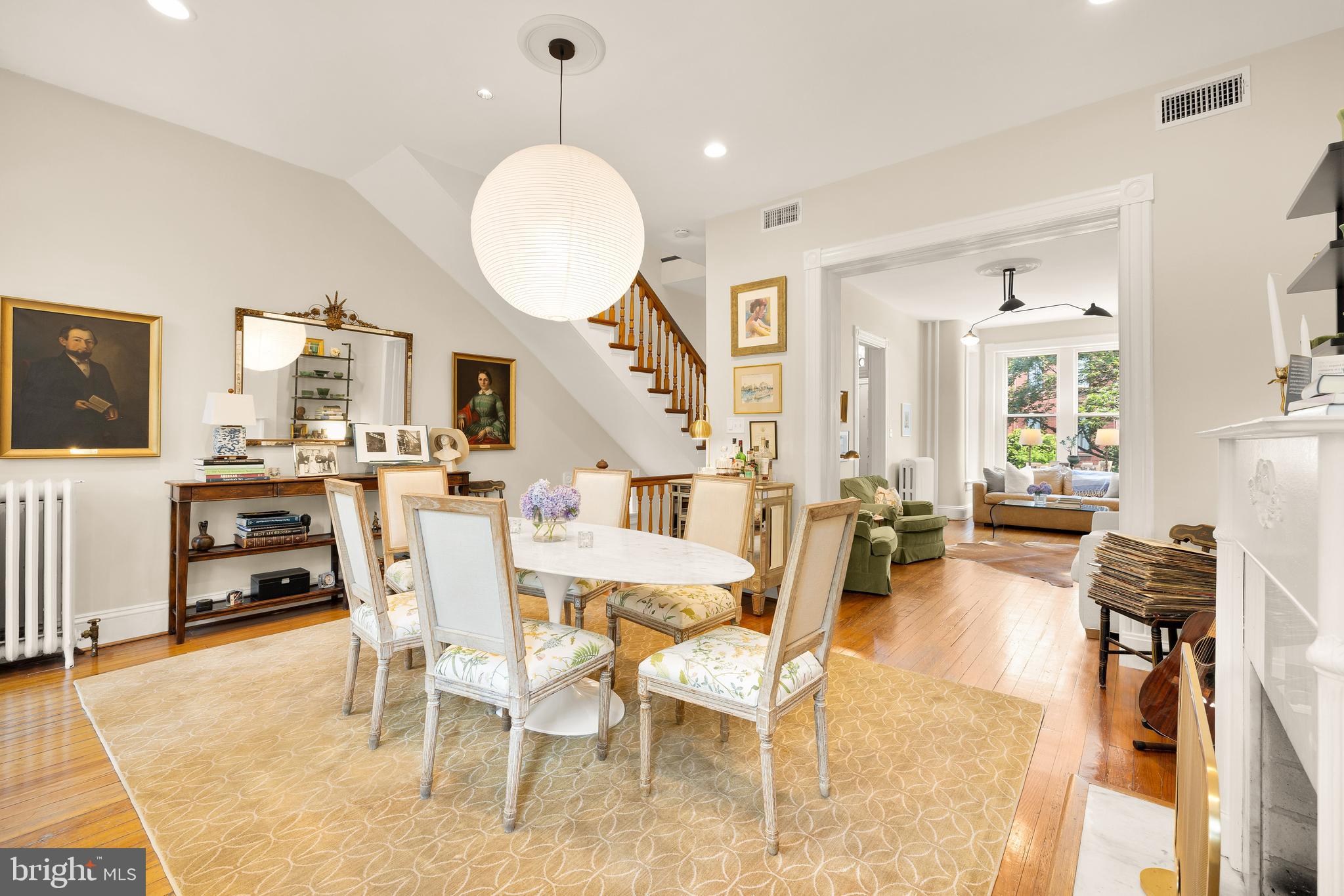 107 5TH STREET SE