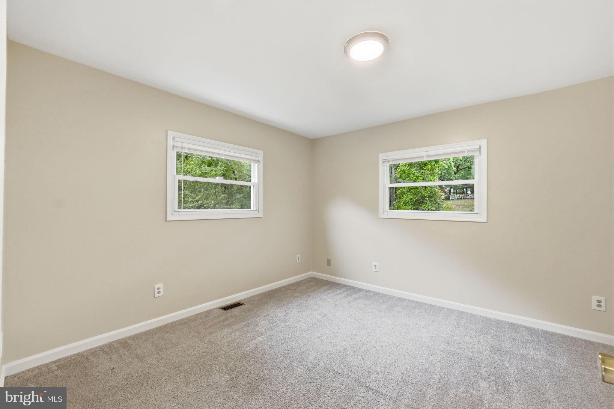 OAKLAWN - Residential