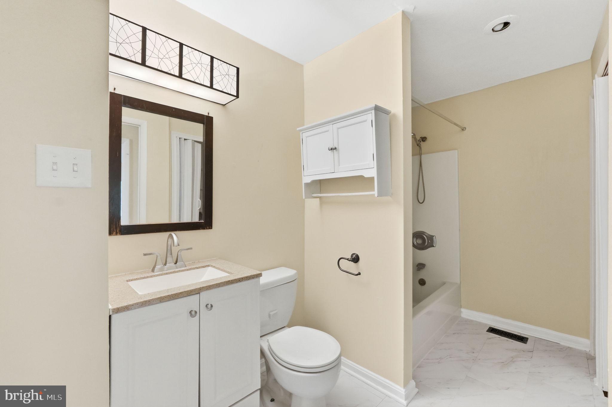 OAKLAWN - Residential