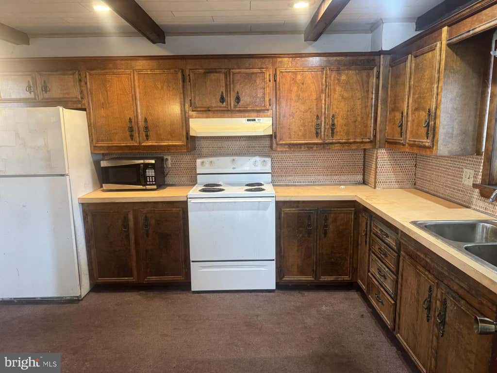 Photo of 2023 Centre Street, ASHLAND, PA 17921 (MLS # PASK2029232)