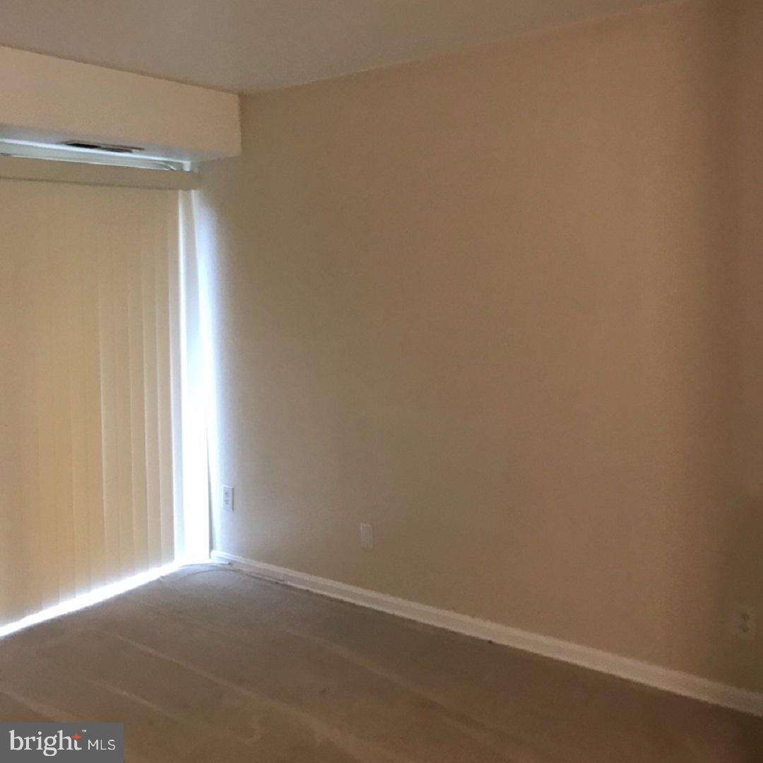 WESTCHESTER PARK - Residential Lease