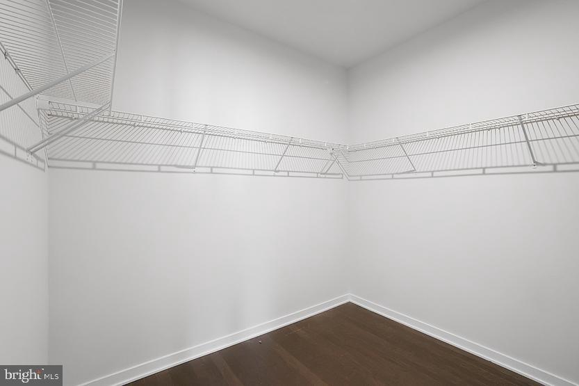 METRO WALK AT MOOREFIELD STATION - Residential Lease